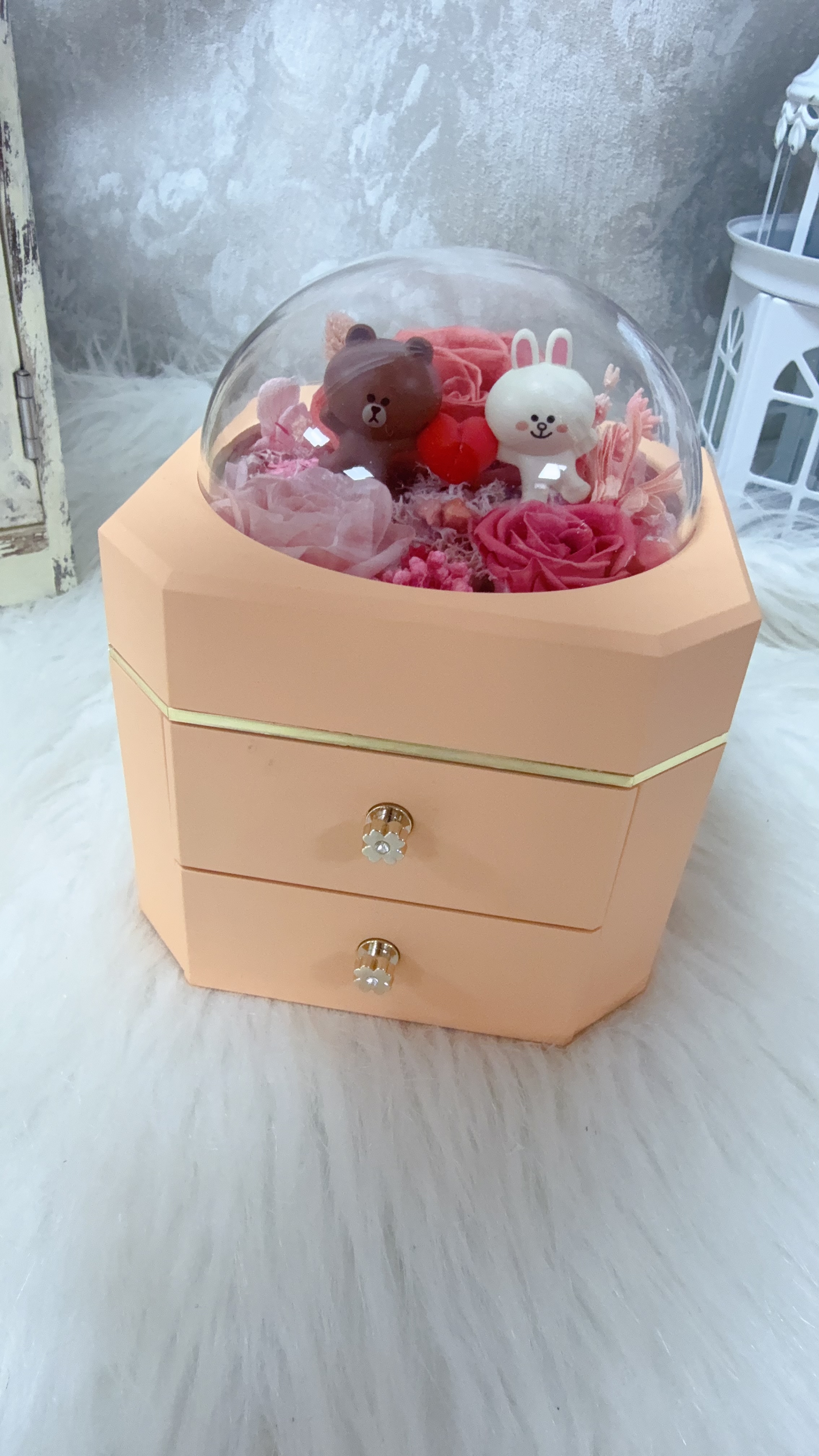 Live friends 復古玫瑰永生花飾物盒