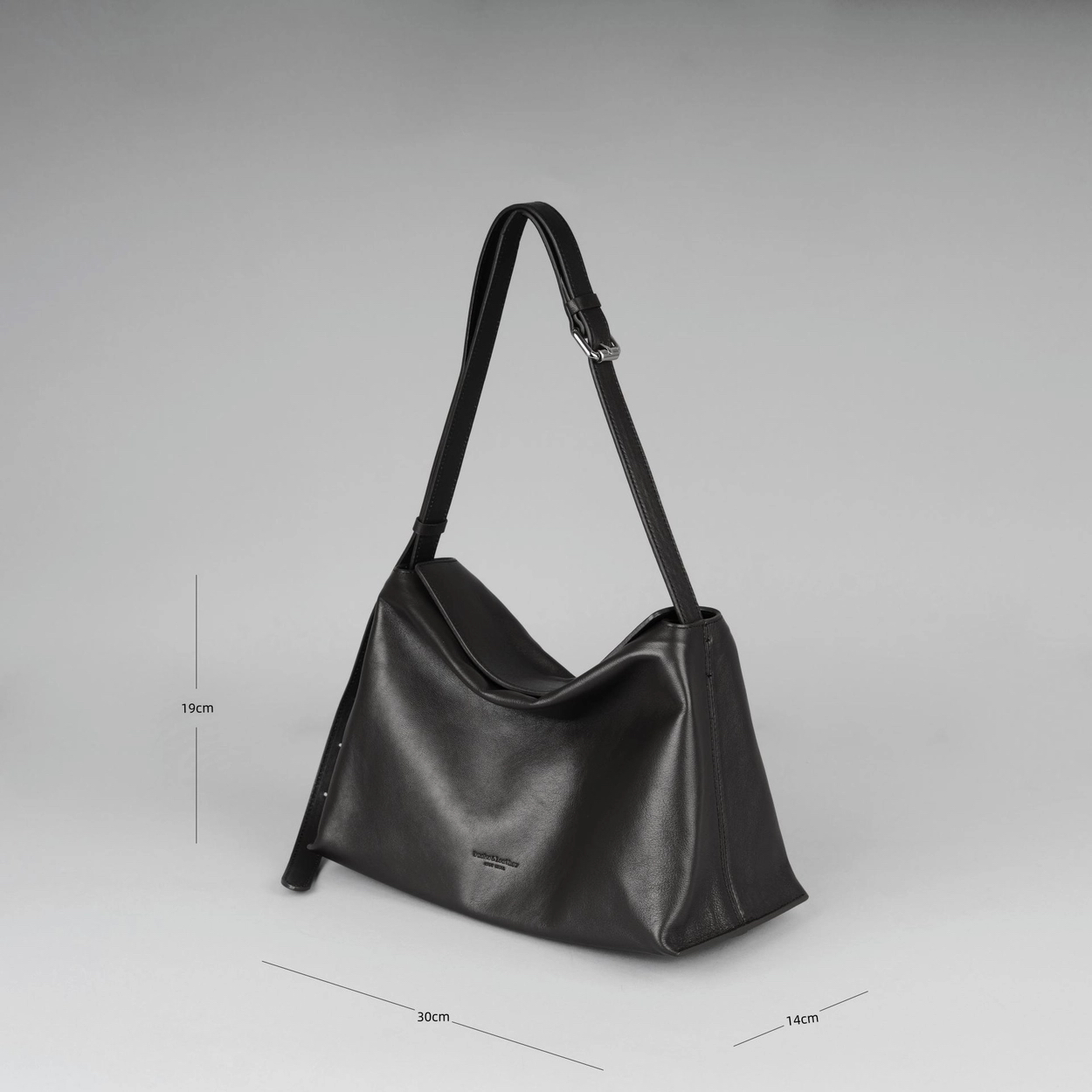 【熱賣款】預訂/現貨_Bread bag L 磁吸枕頭包 (L) By Bucks & leather