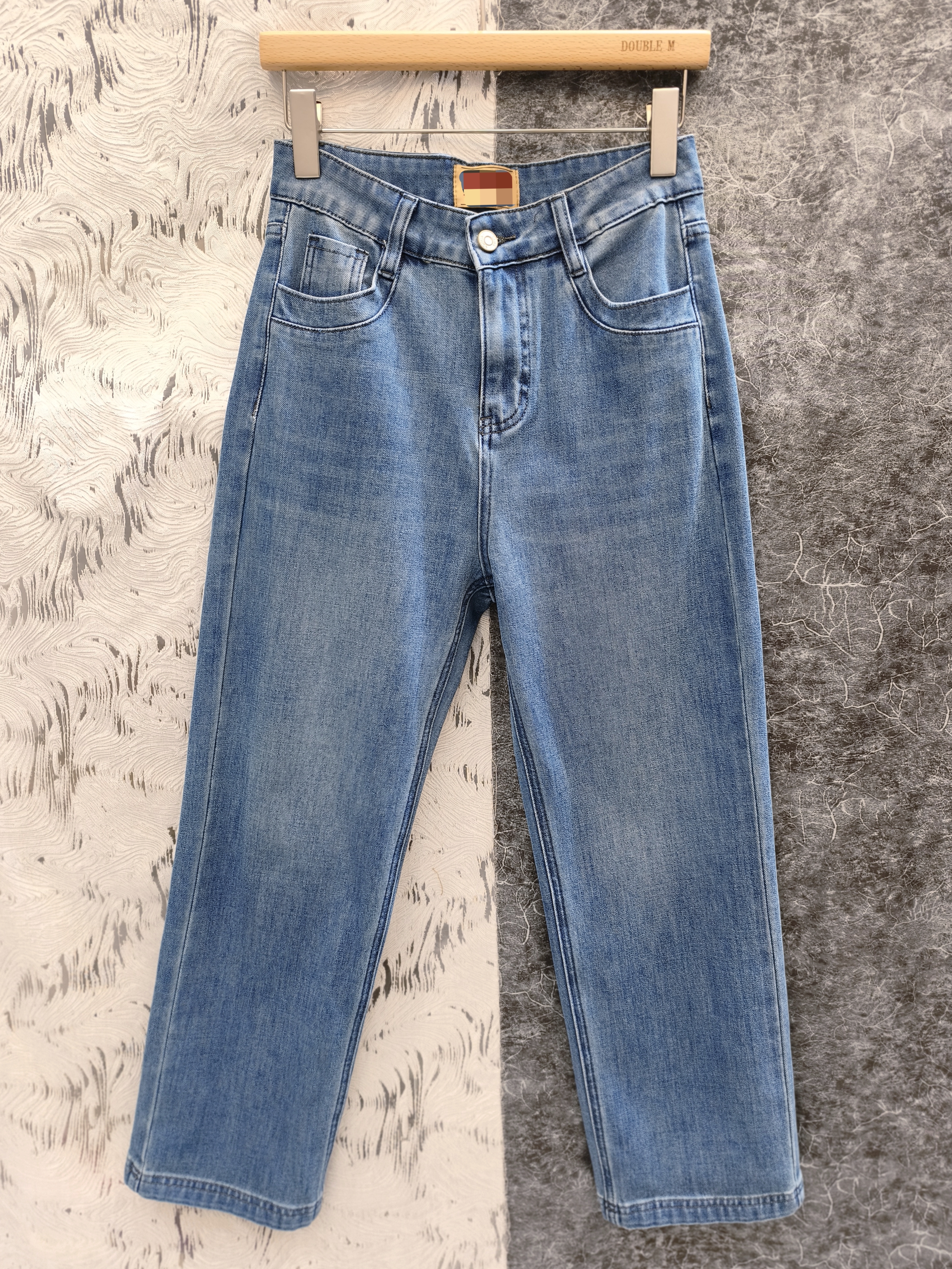 9分窄腳簿牛仔褲