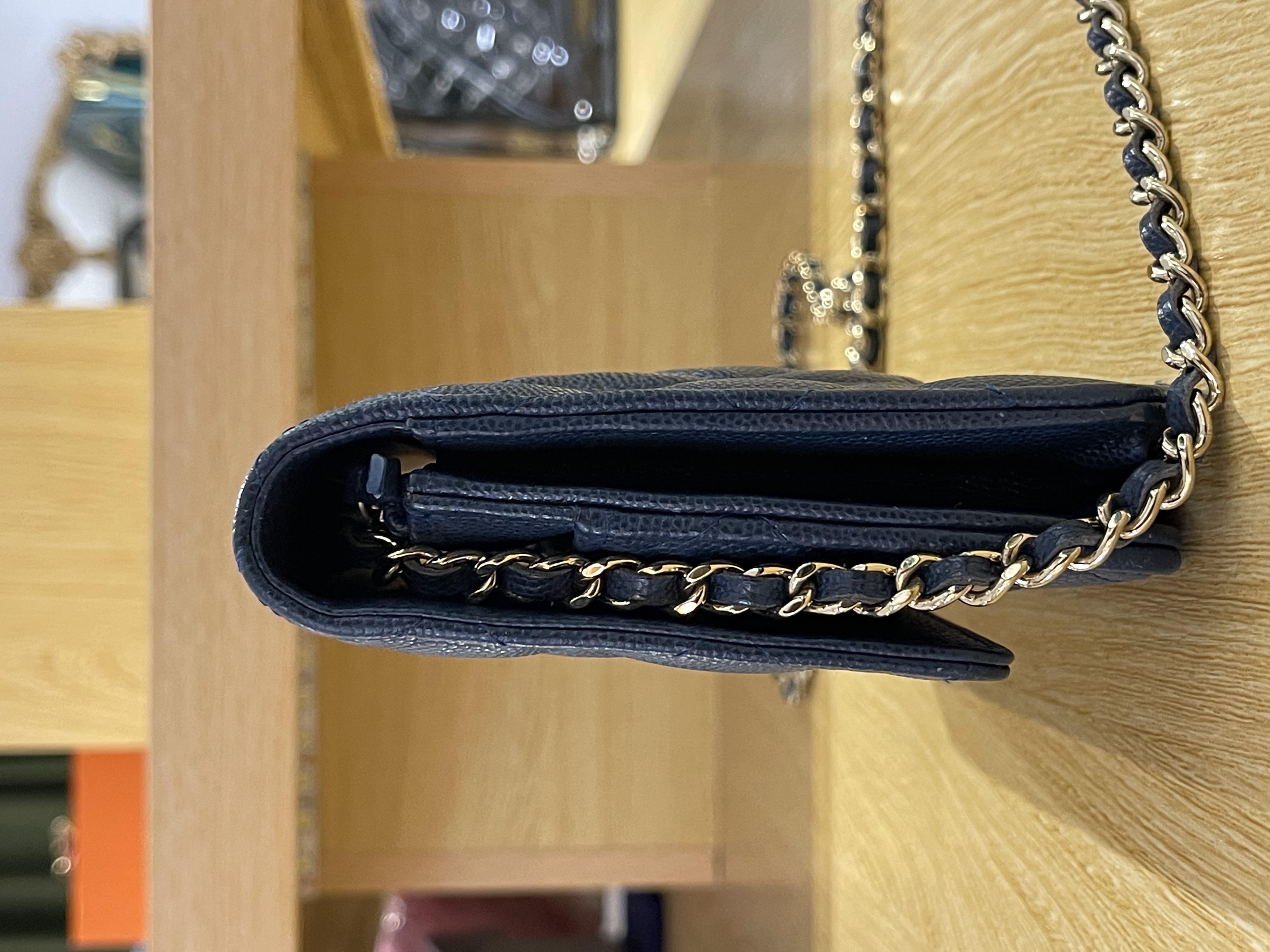 直播貨品 |  [1個-$100 2個-$300］JJ12