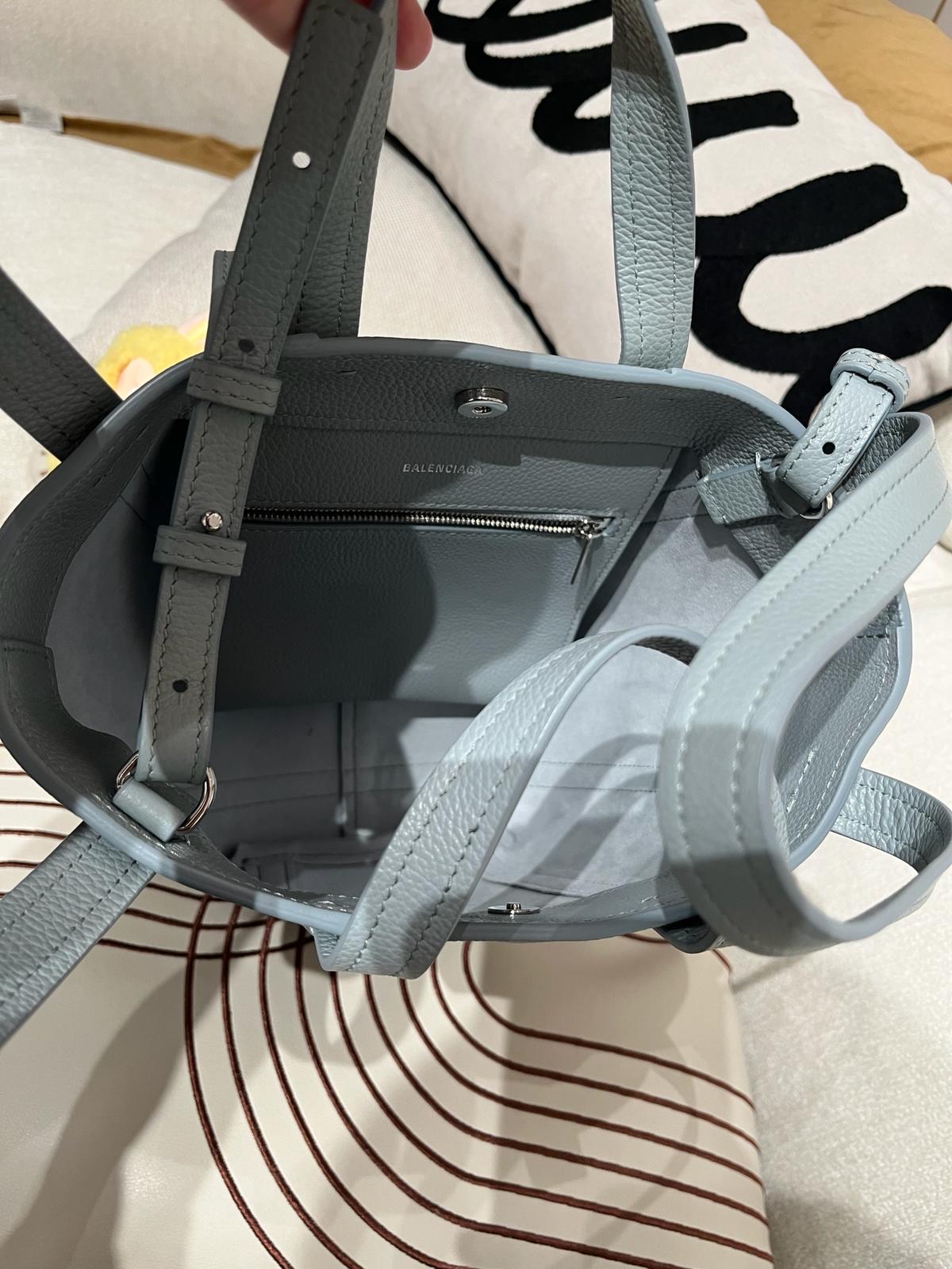 Balenciaga Everyday XS 2Way Bag 672793 calfskin 100%Authentic, 95%New ✅Dust bag