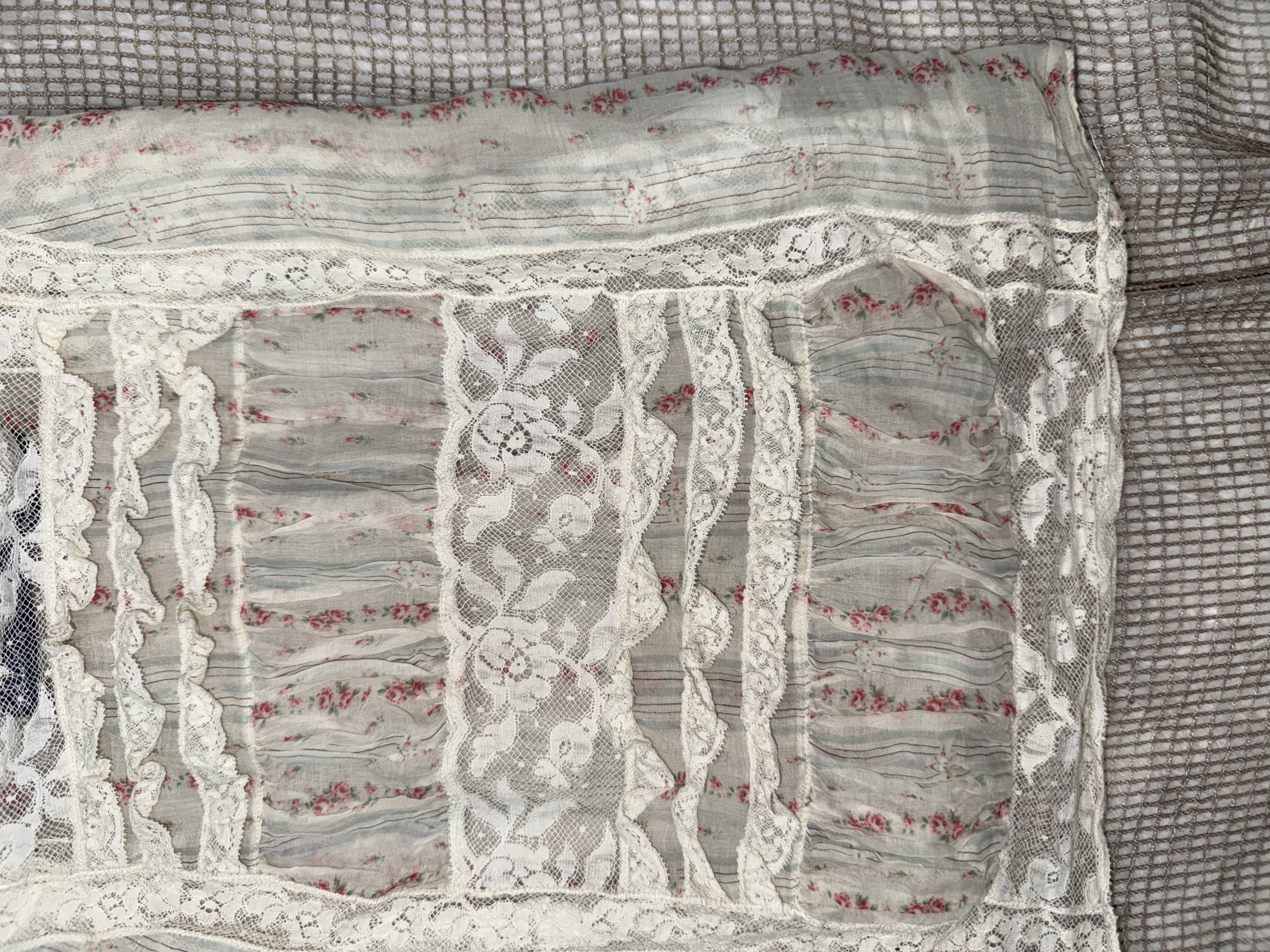 Square Neck Tiered Lace Panel Tank