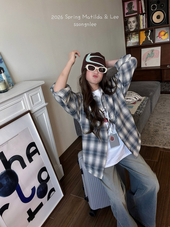 🇰🇷Matilda&Lee shirt