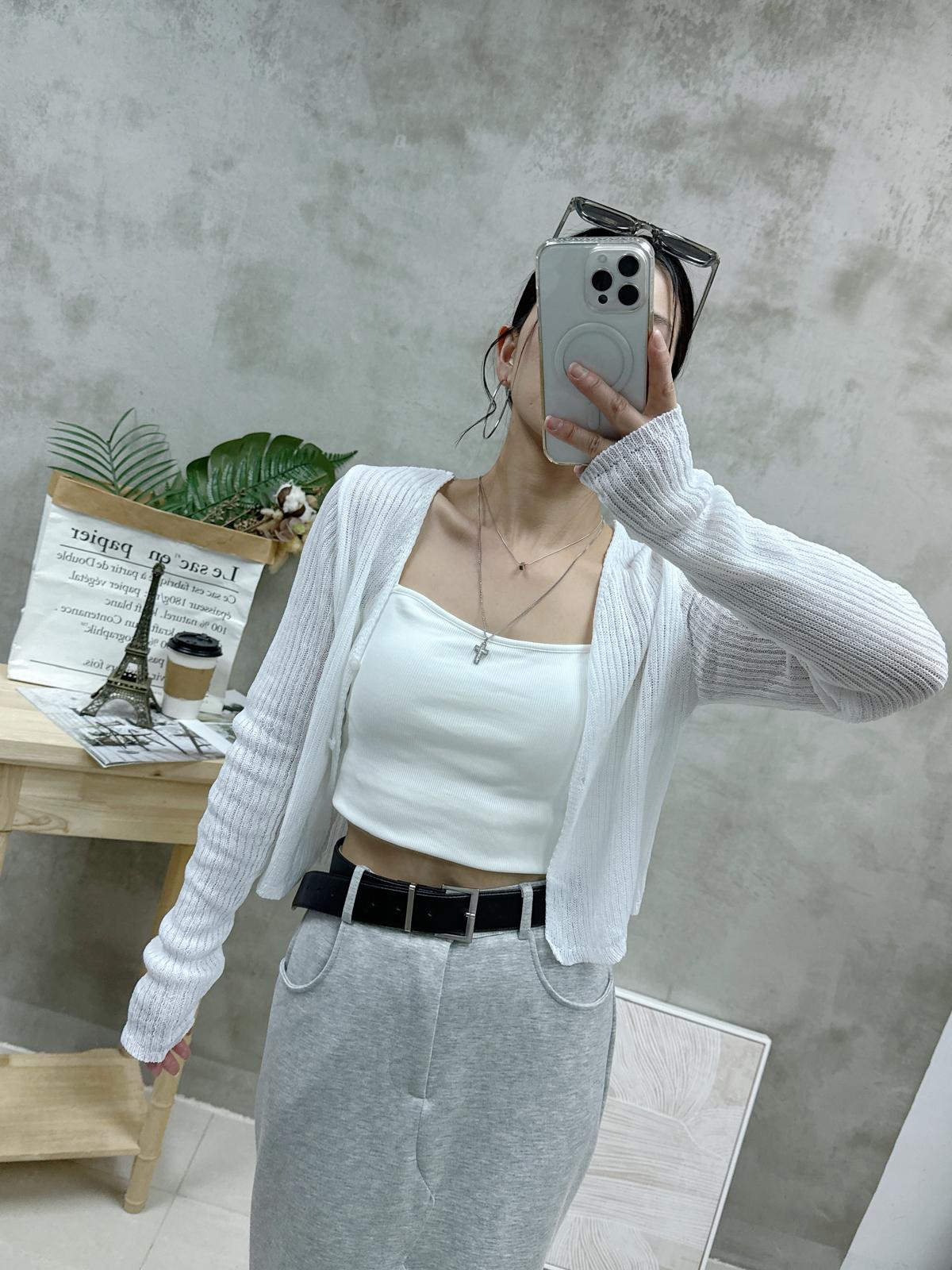 G08 暗紋短線外套