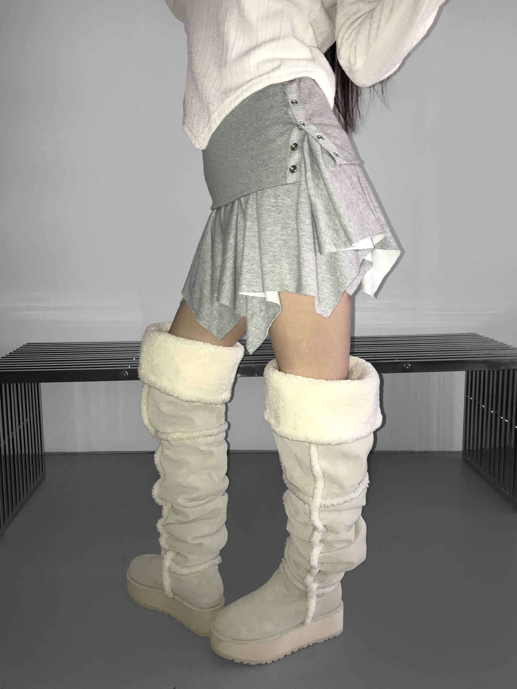 Snap Button Ruffle Mini Skirt