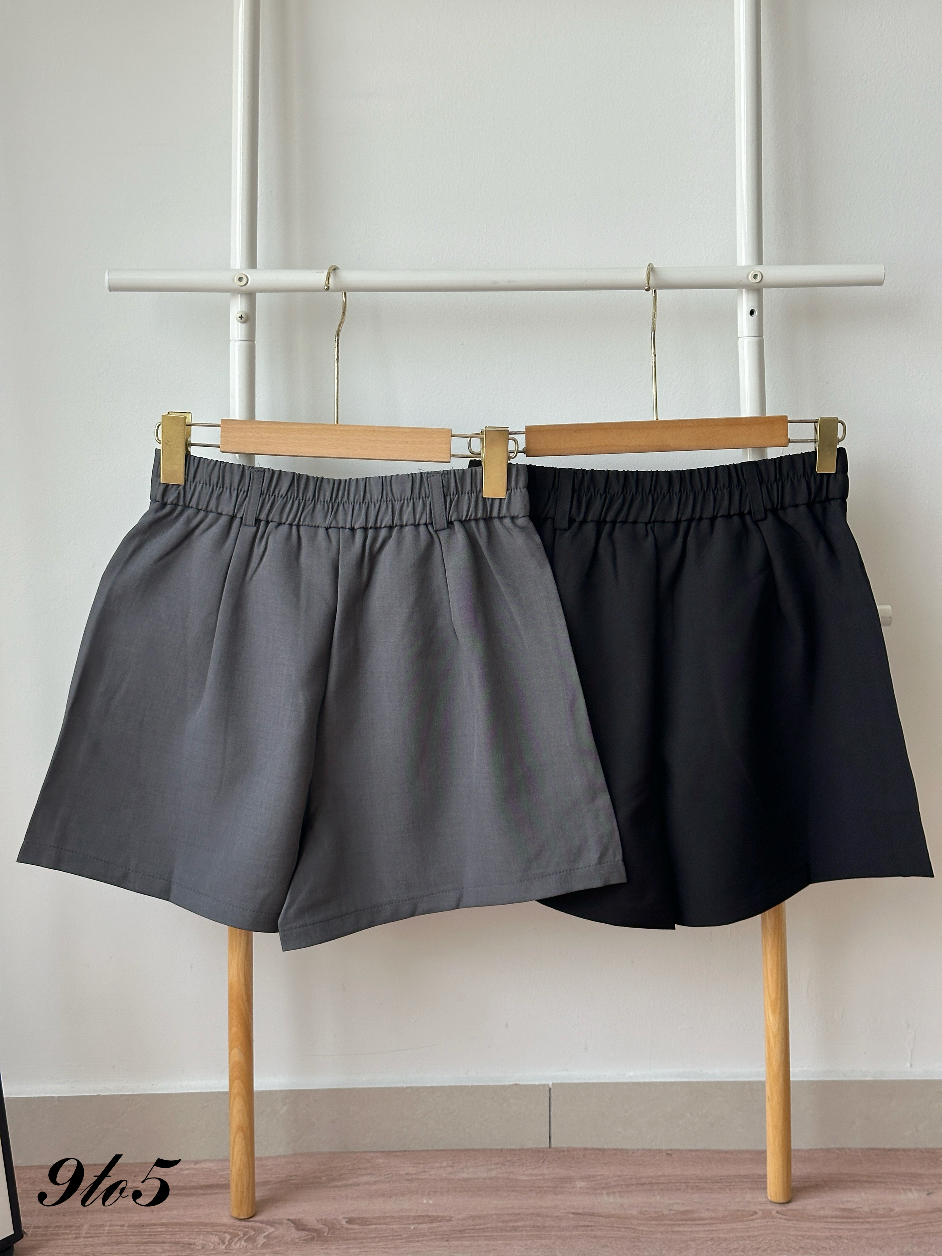 S1988 A Line Short Pants - Black & Grey