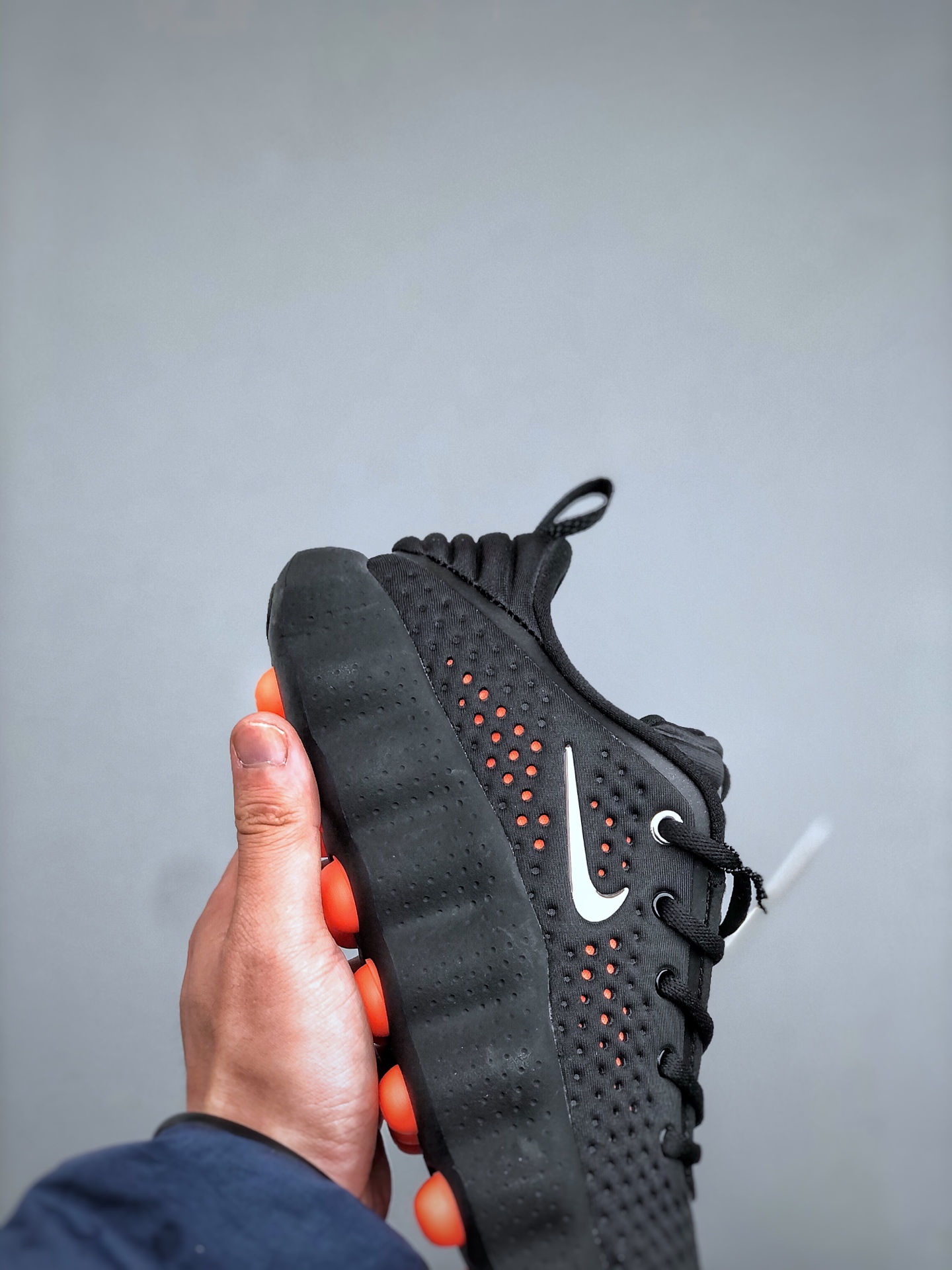 Nike Air Mind 002 HQ4310-001