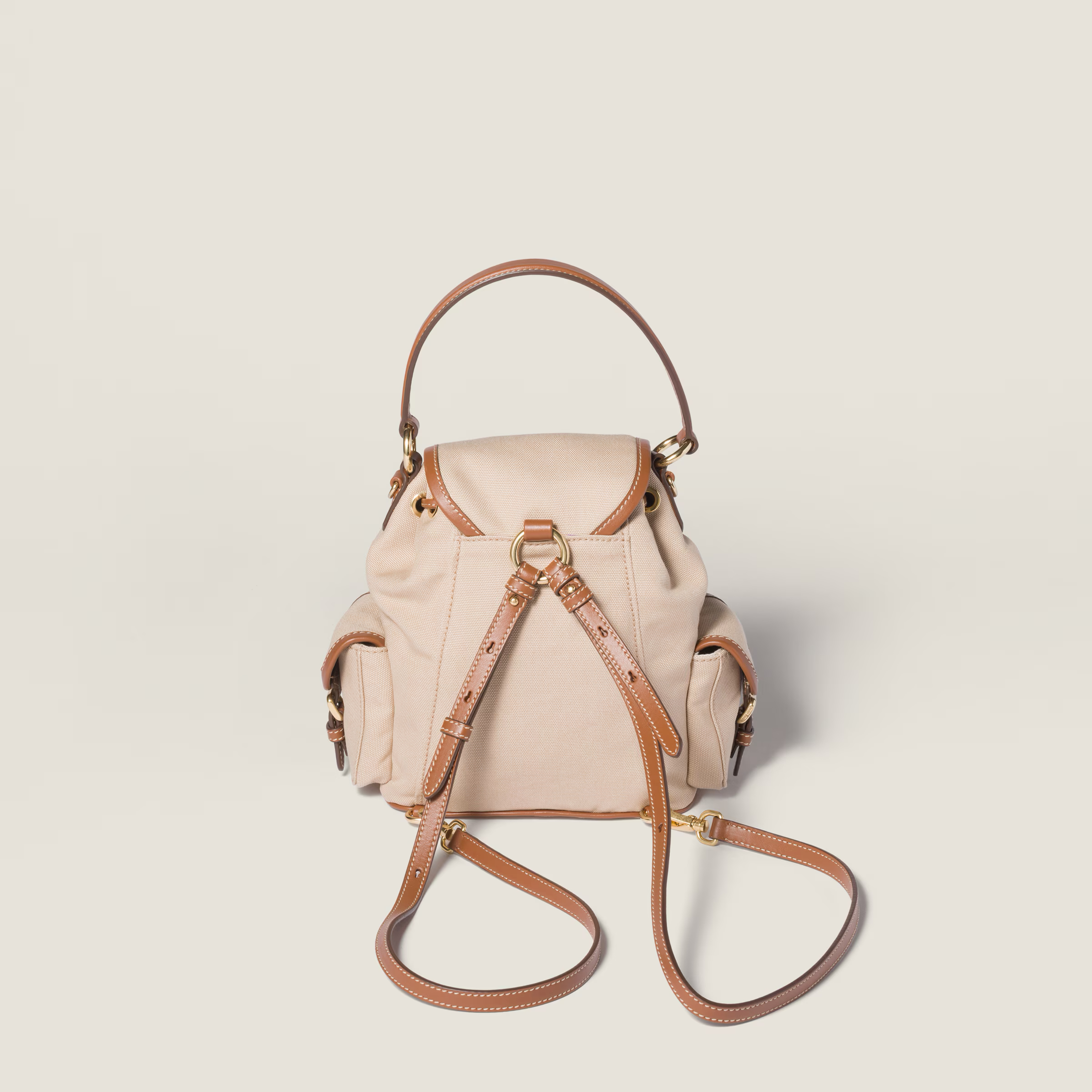 限時優惠✨訂貨🍒MIUMIU backpack  Size 22x18x11.5cm