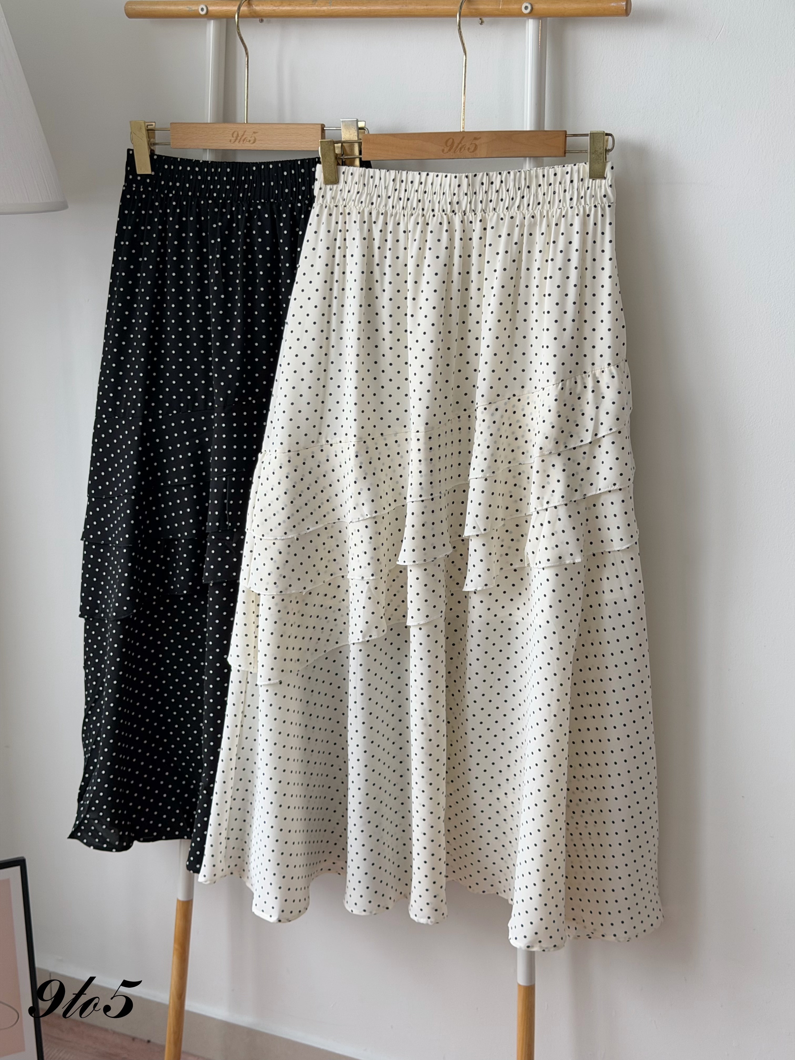 S2016 Irregular Layered Polka Dot Skirt - Black & White