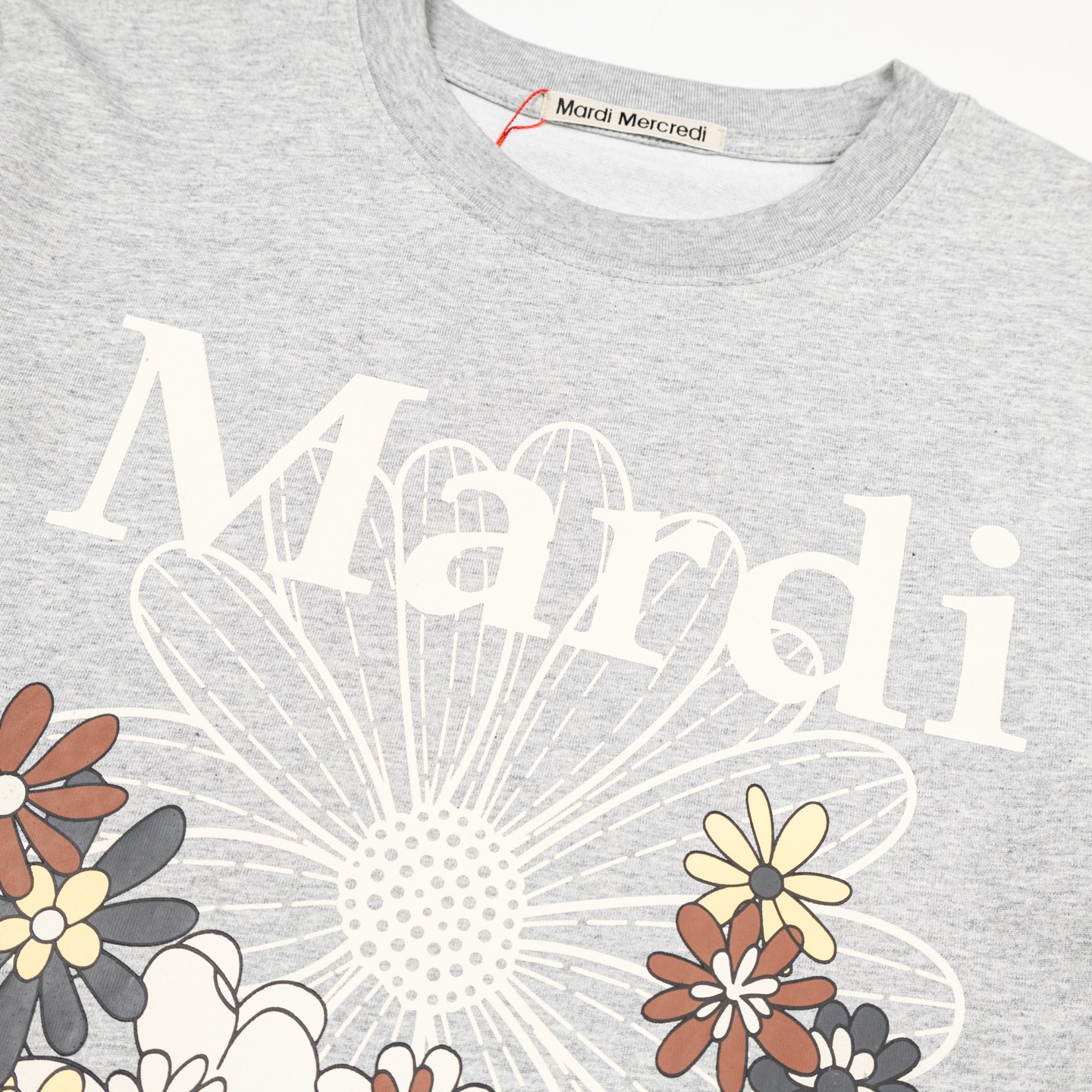 Mardi Mercredi FlowerMardi Jardin T-shirt