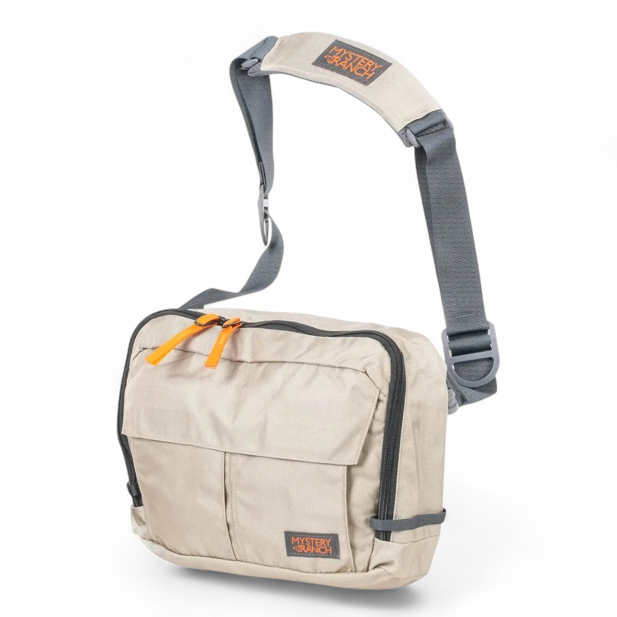 Mystery Ranch District 8