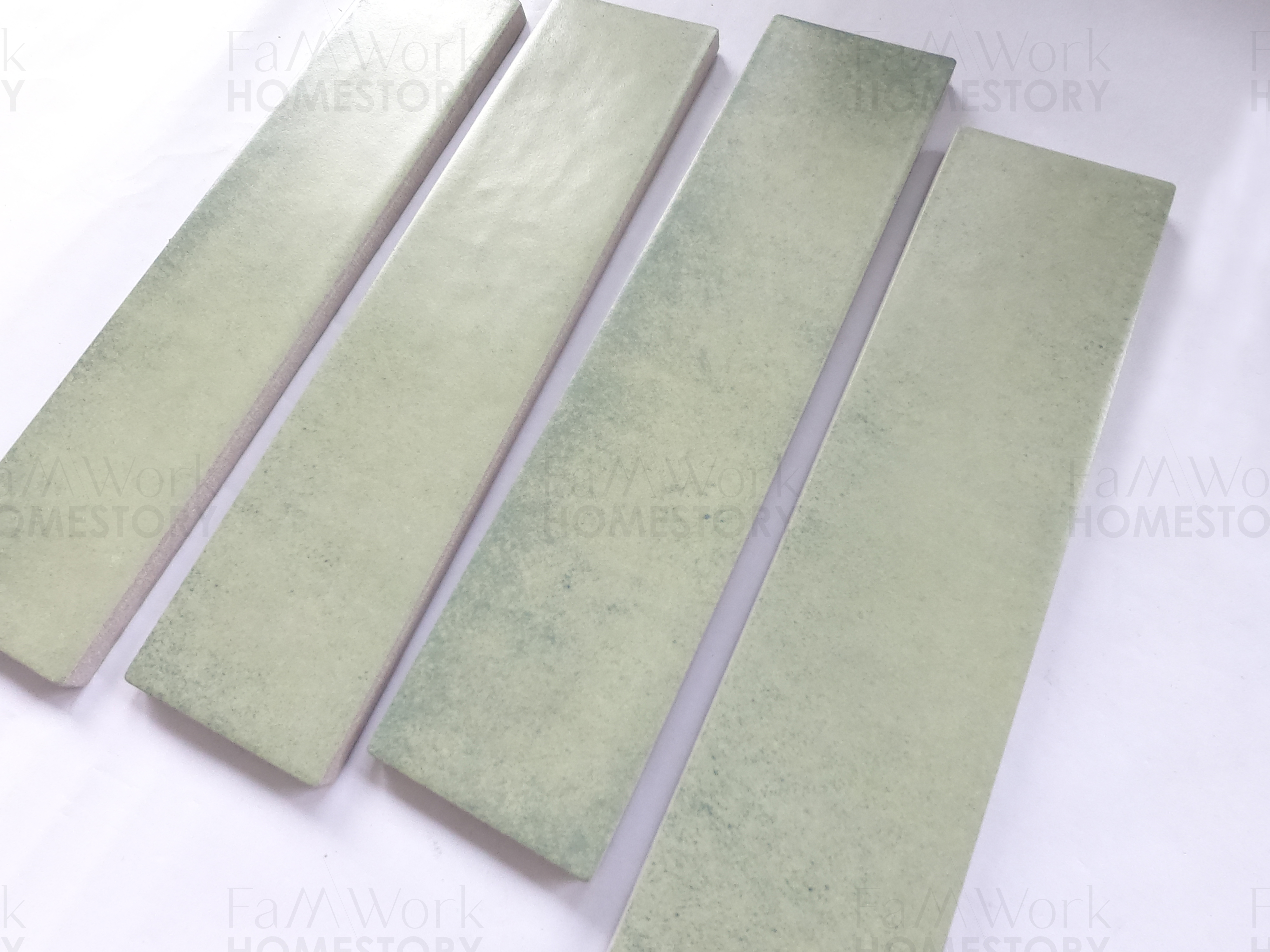 Trace Series 73 Tile