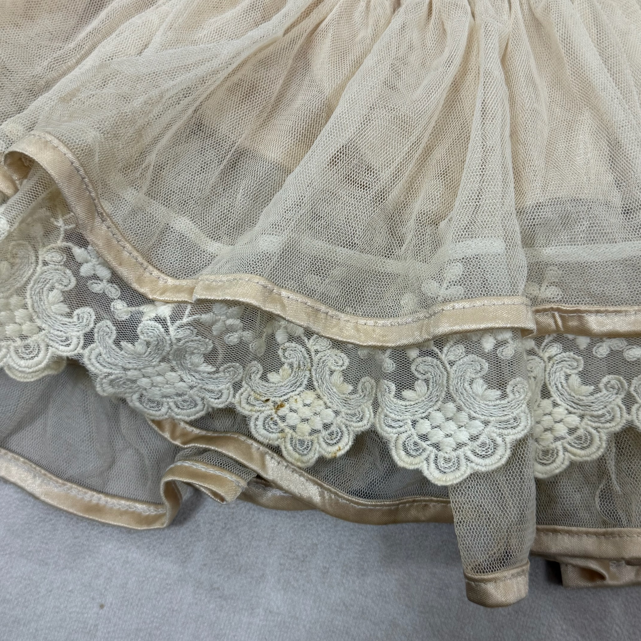 Lace Trim Tulle Skirt