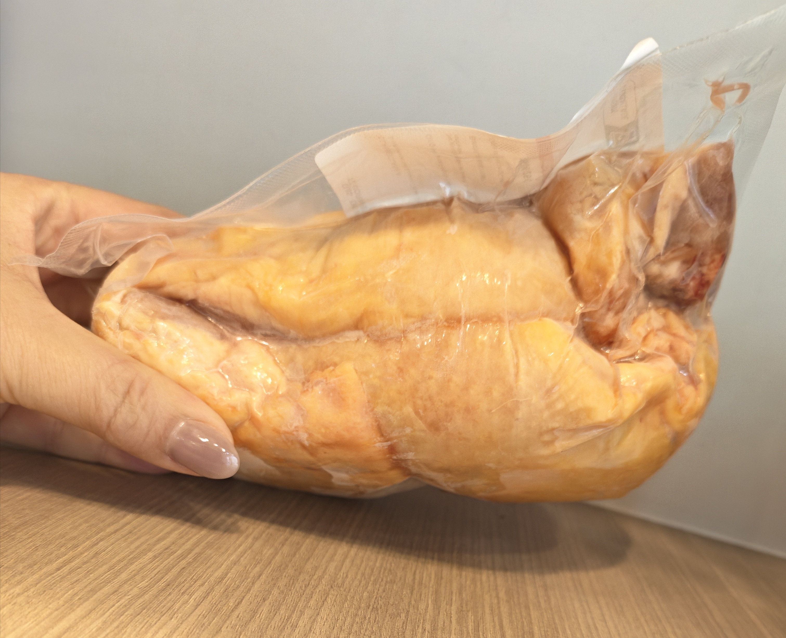 Frozen French Yellow Chicken Leg (4 pieces) 急凍法國黃雞脾  ((4件裝)  