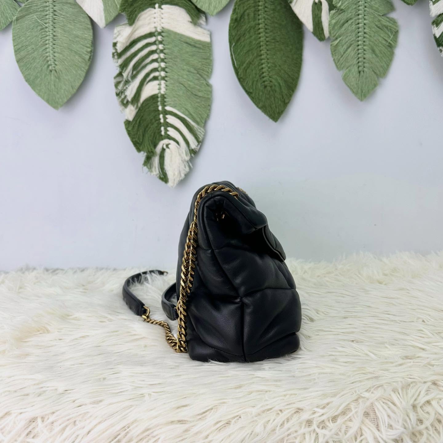 YSL🤍PRE OWNED Puffer Small Size 黑金羊皮信封包 全套有盒💛