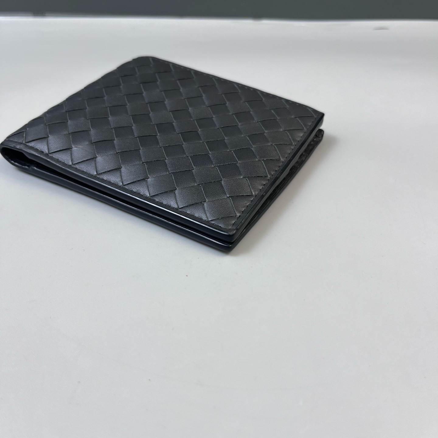 【預訂貨品】BV編織灰色短款銀包