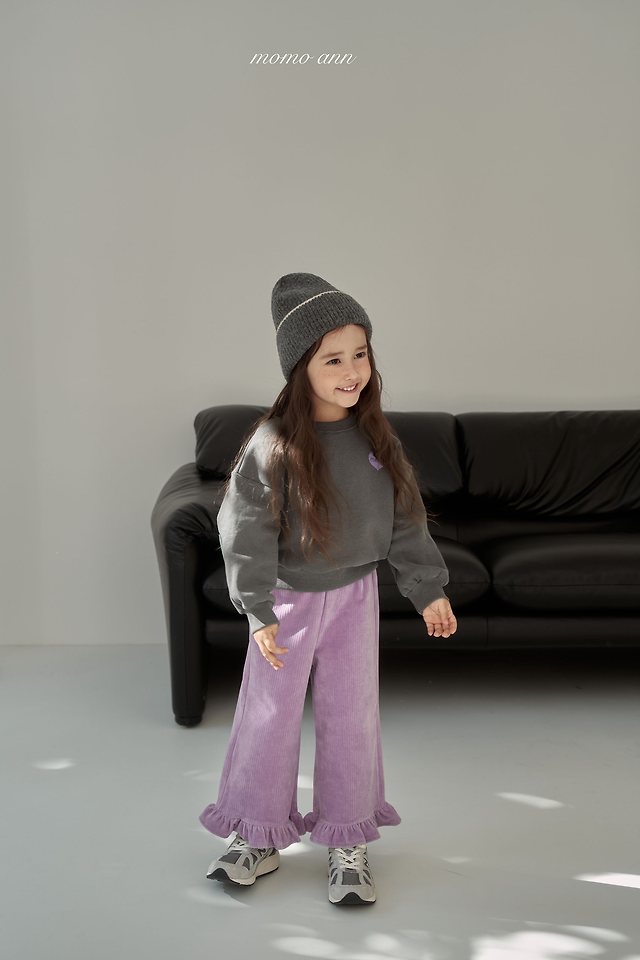 Momoann | Patch Sweatshirt (Charcoal) with Mom