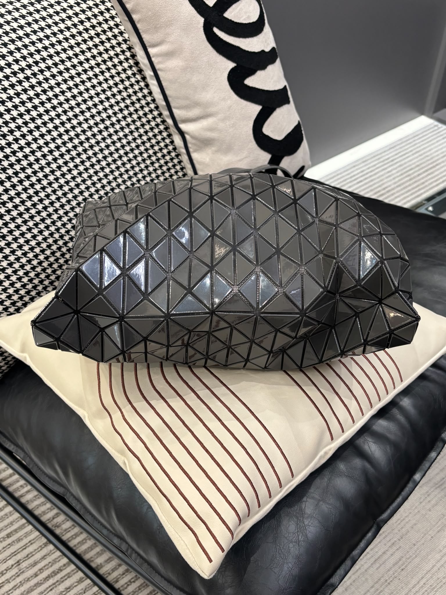 ISSEY MIYAKE bao bao Boston bag 100%Authentic ,98%new✅dust bag