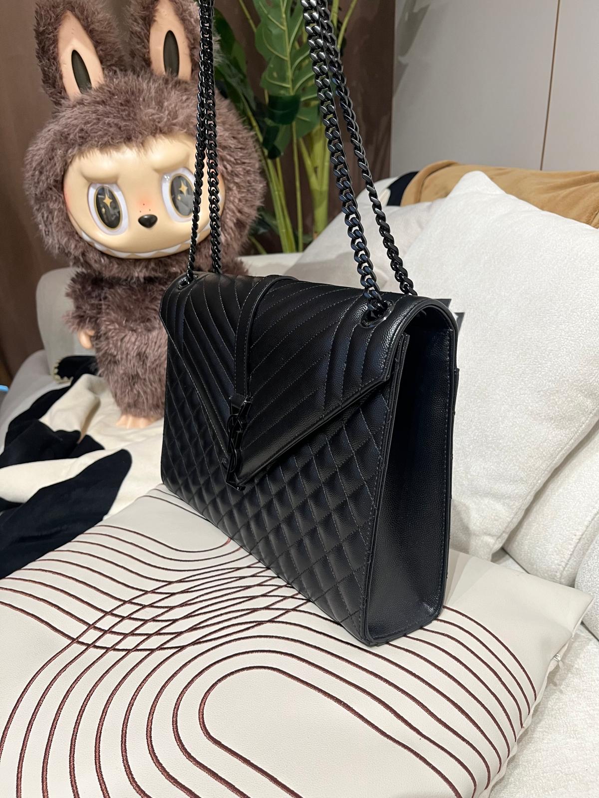 Ysl envelope large so black  100%Authentic ,99%new Unused✅dust bag✅booklet 📣專門店售價  $25,100 ❗️❗️📣 