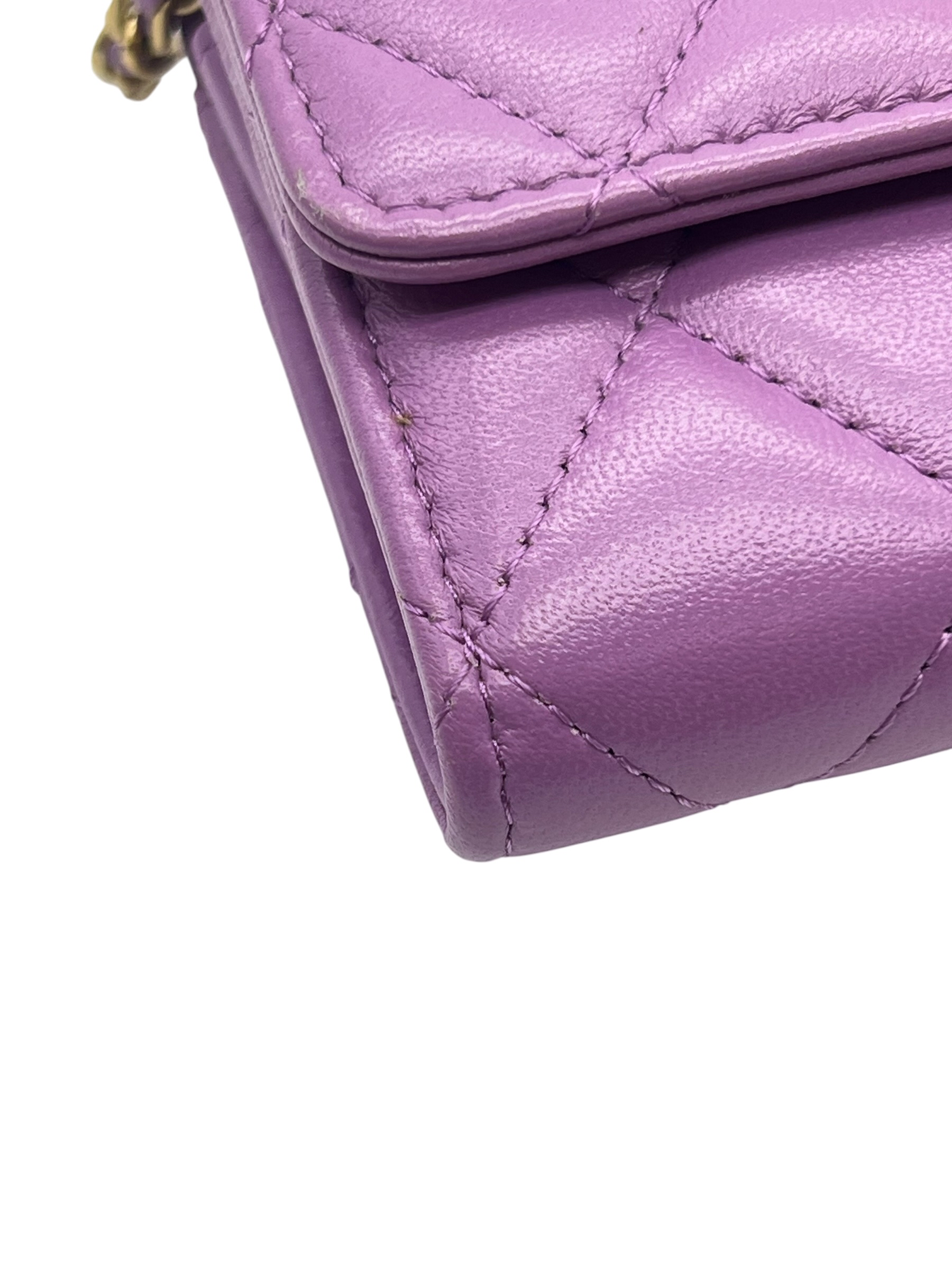 Pre-Owned CHANEL Card Case On Chain / Product Code: 061402