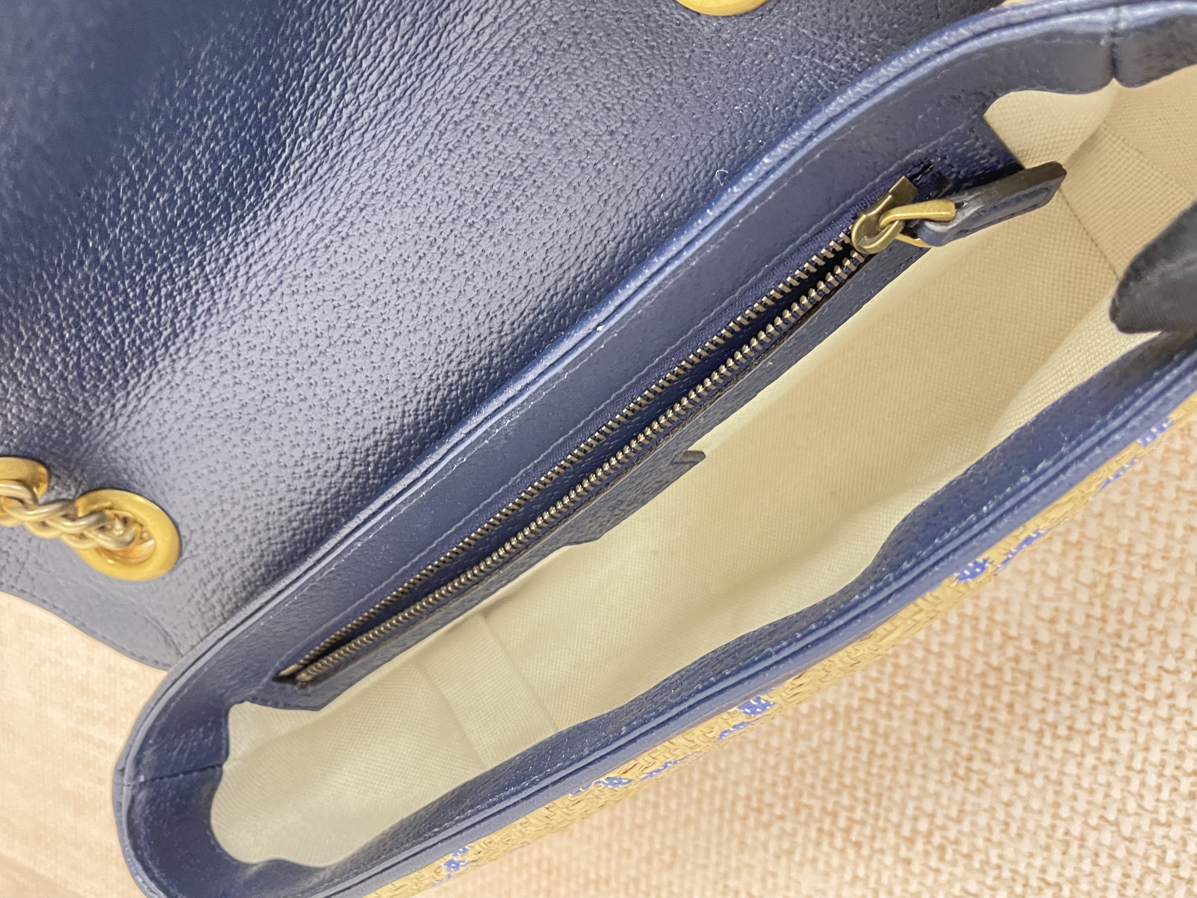 Pre-owned GUCCI 「Towards the Sun」/ Product Code: 26043007