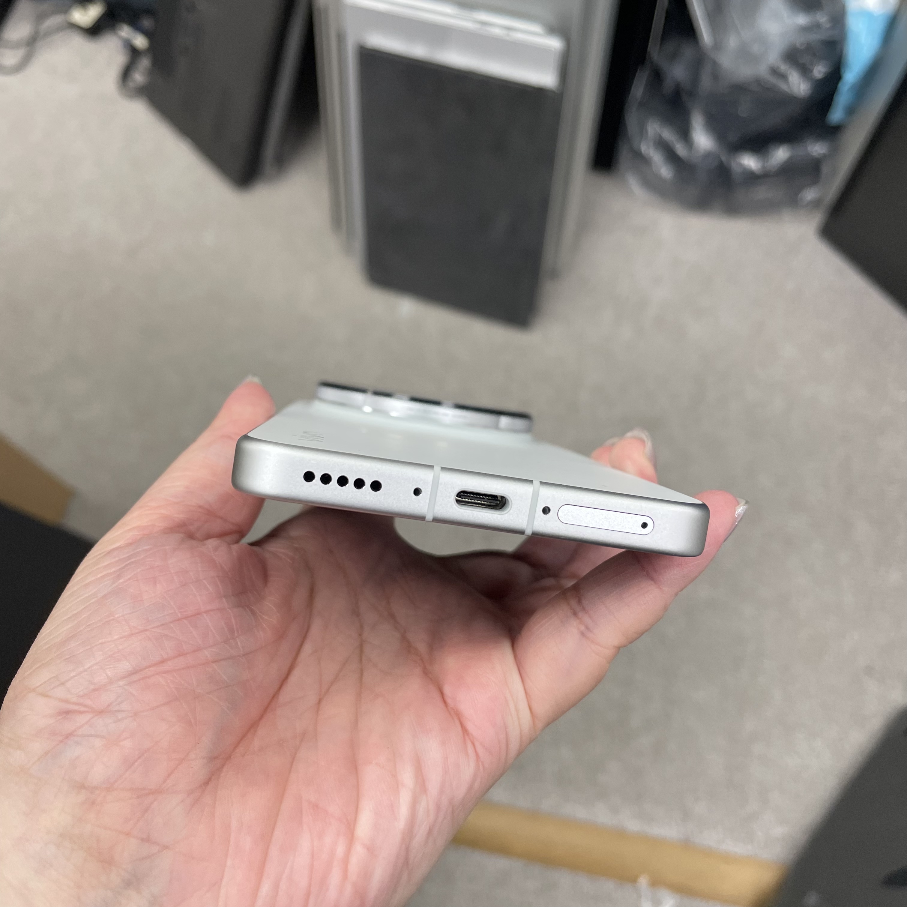 *7212 Vivo X300 Ultra 完美機 16+512GB 白色 white