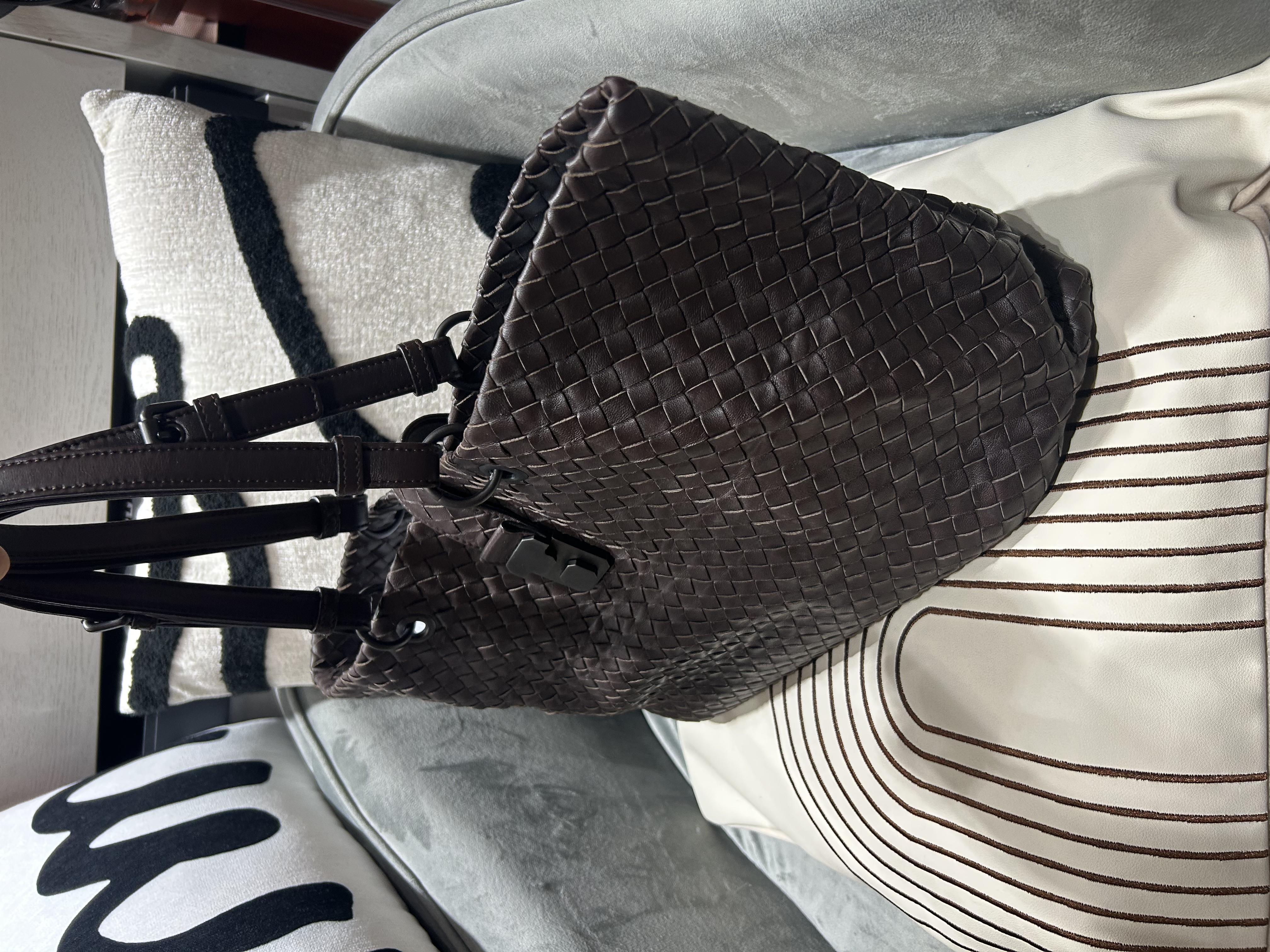 Bottega Veneta BV Intreccio Shoulder Bag Brown 100%Authentic, 95%New