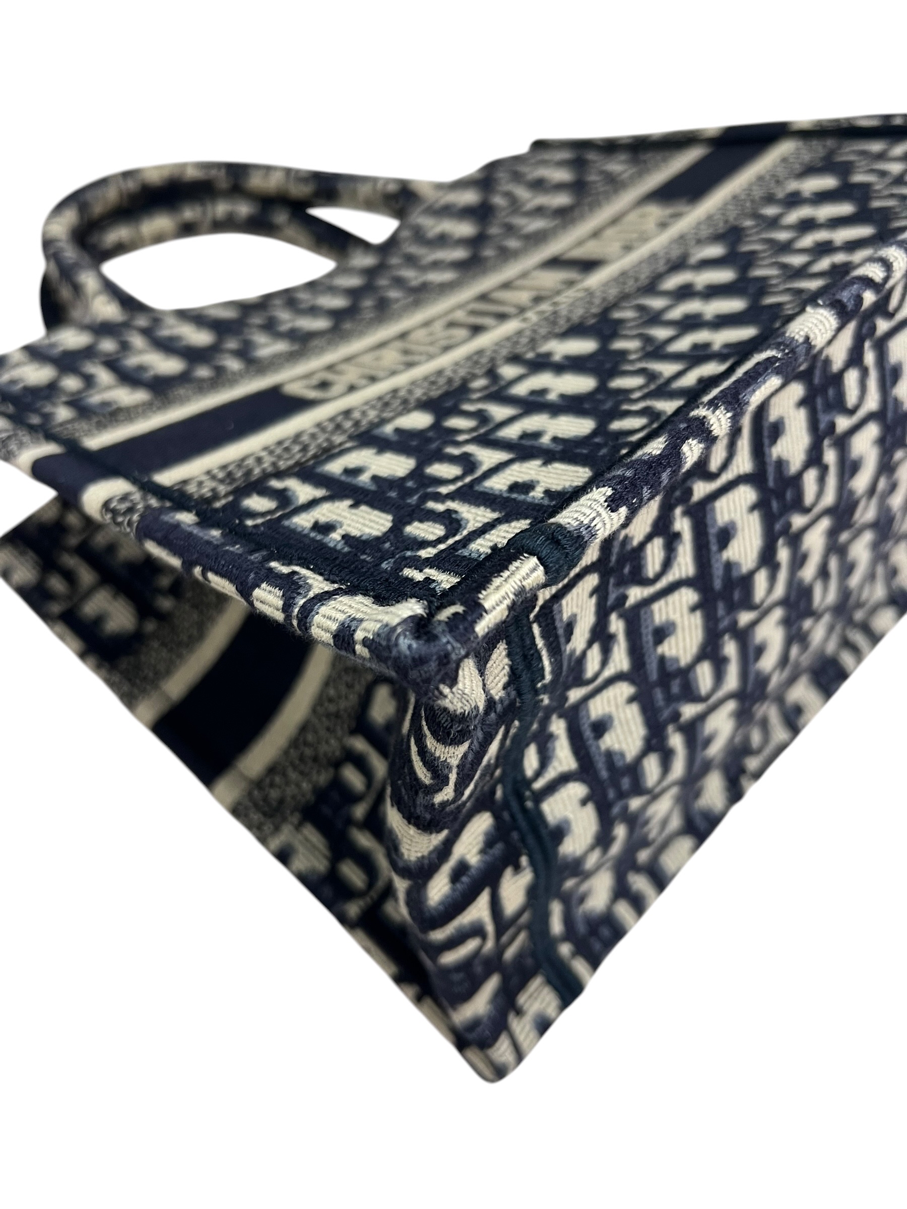 Pre-owned DIOR Book Tote/ Product Code: 072005