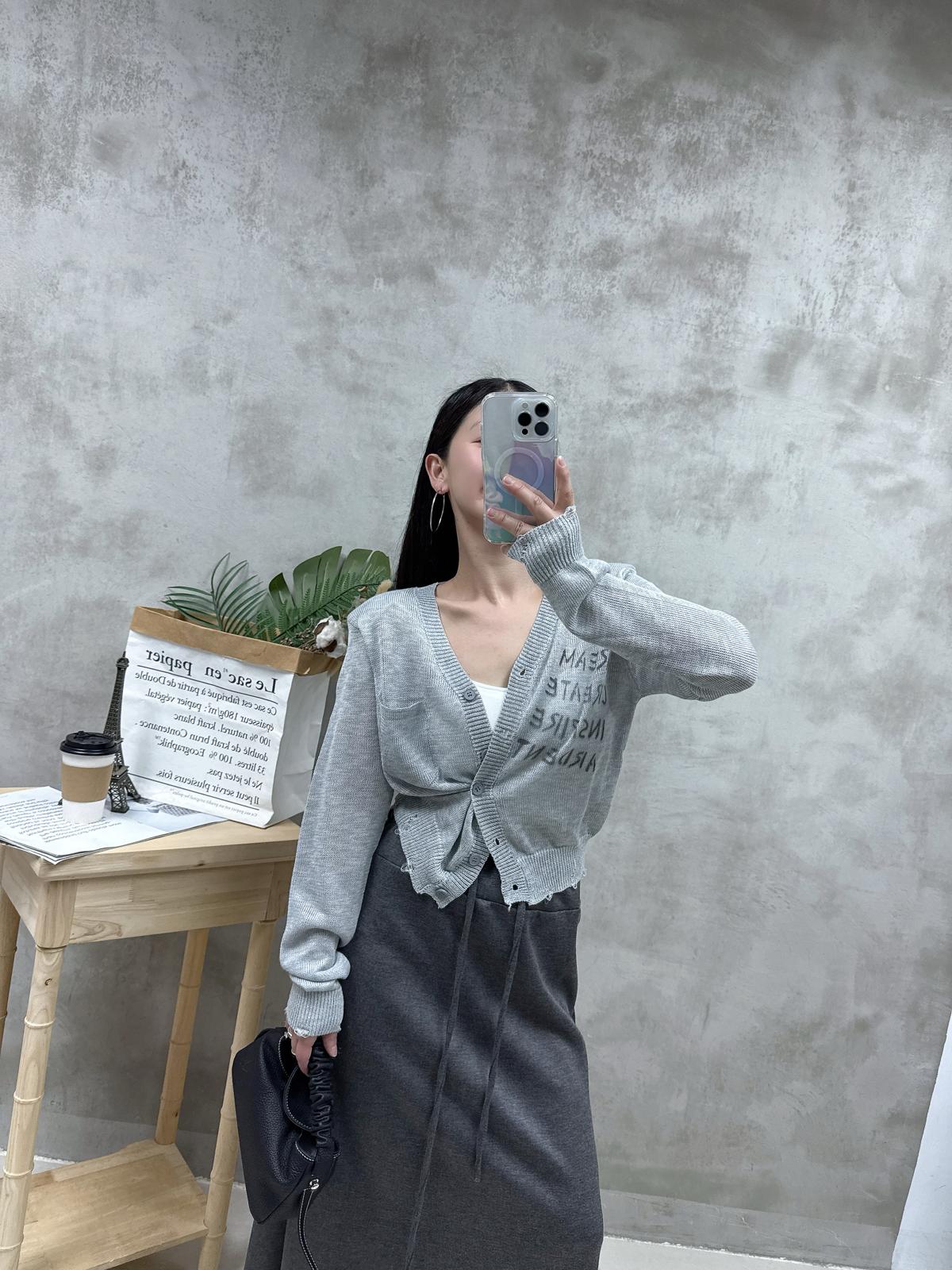 英文字外套