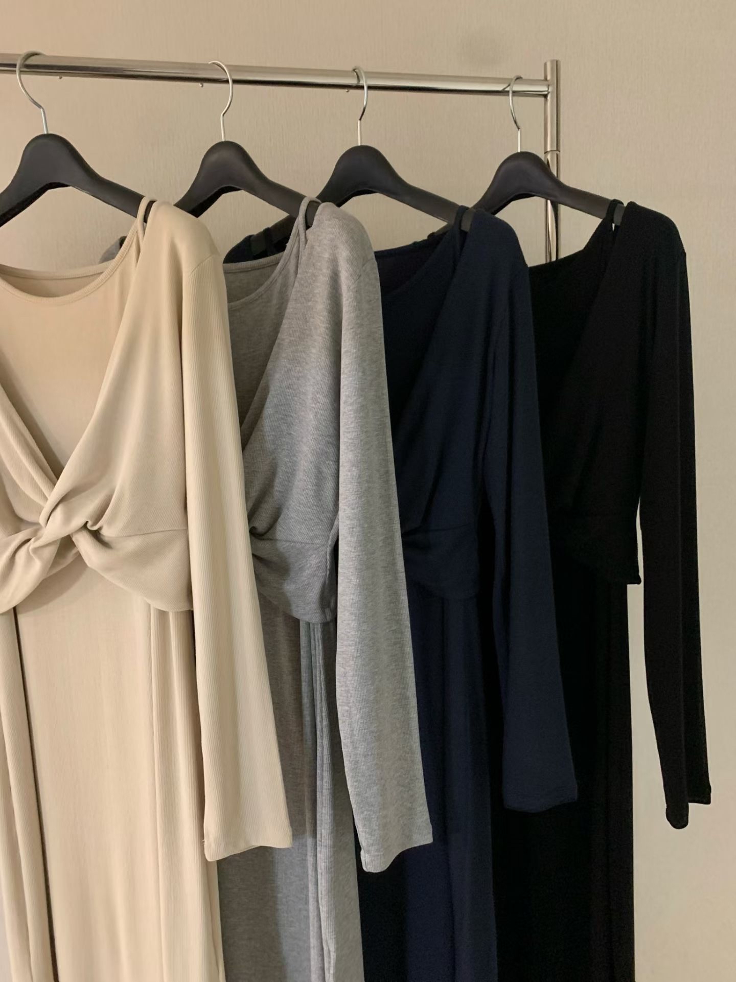 Feminine stretchy long dress SET