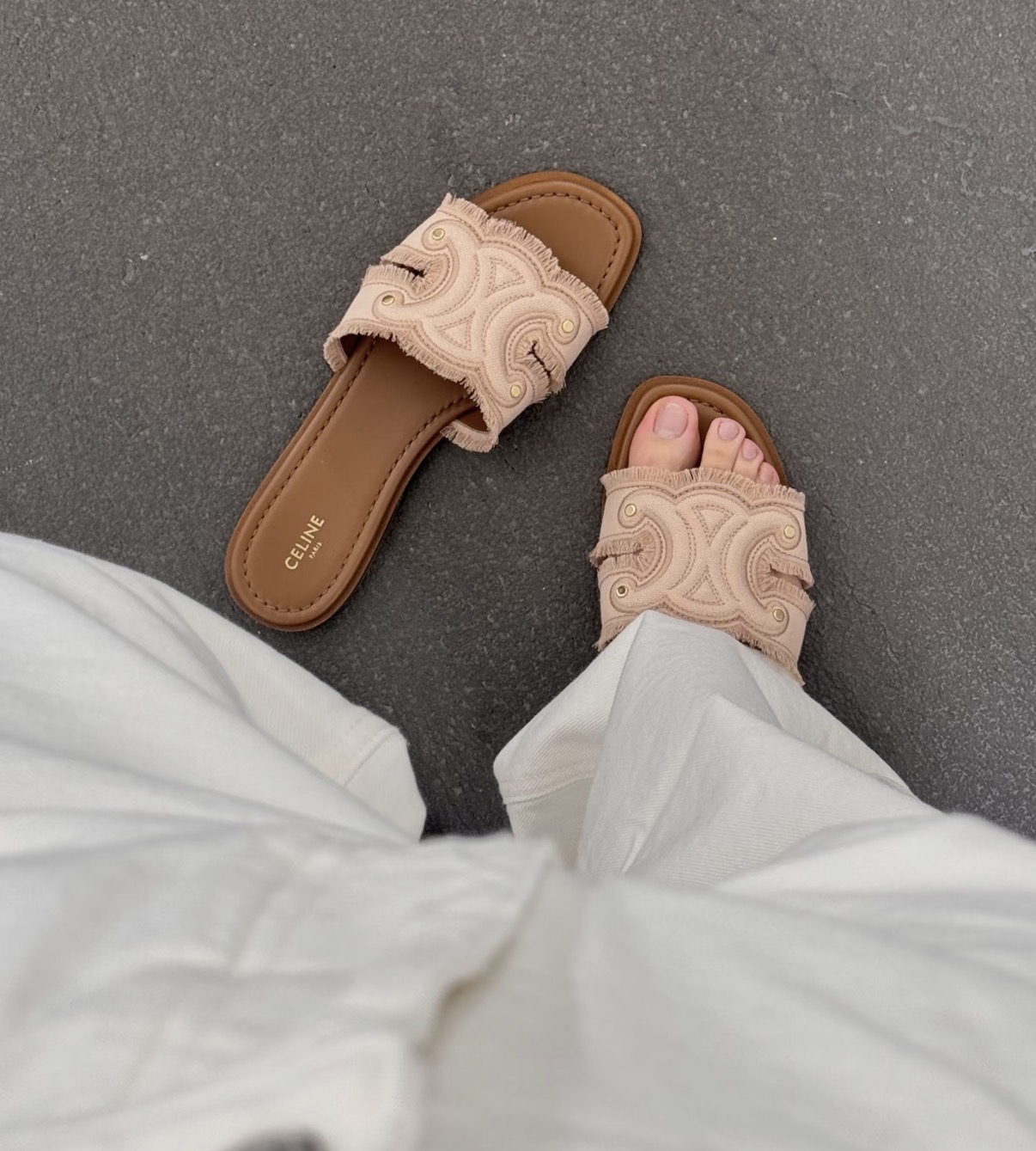 限時精選折扣✨新色🆕訂貨📮 夏天着岩晒 😍Celine Marina 涼鞋  Size 37/38/41