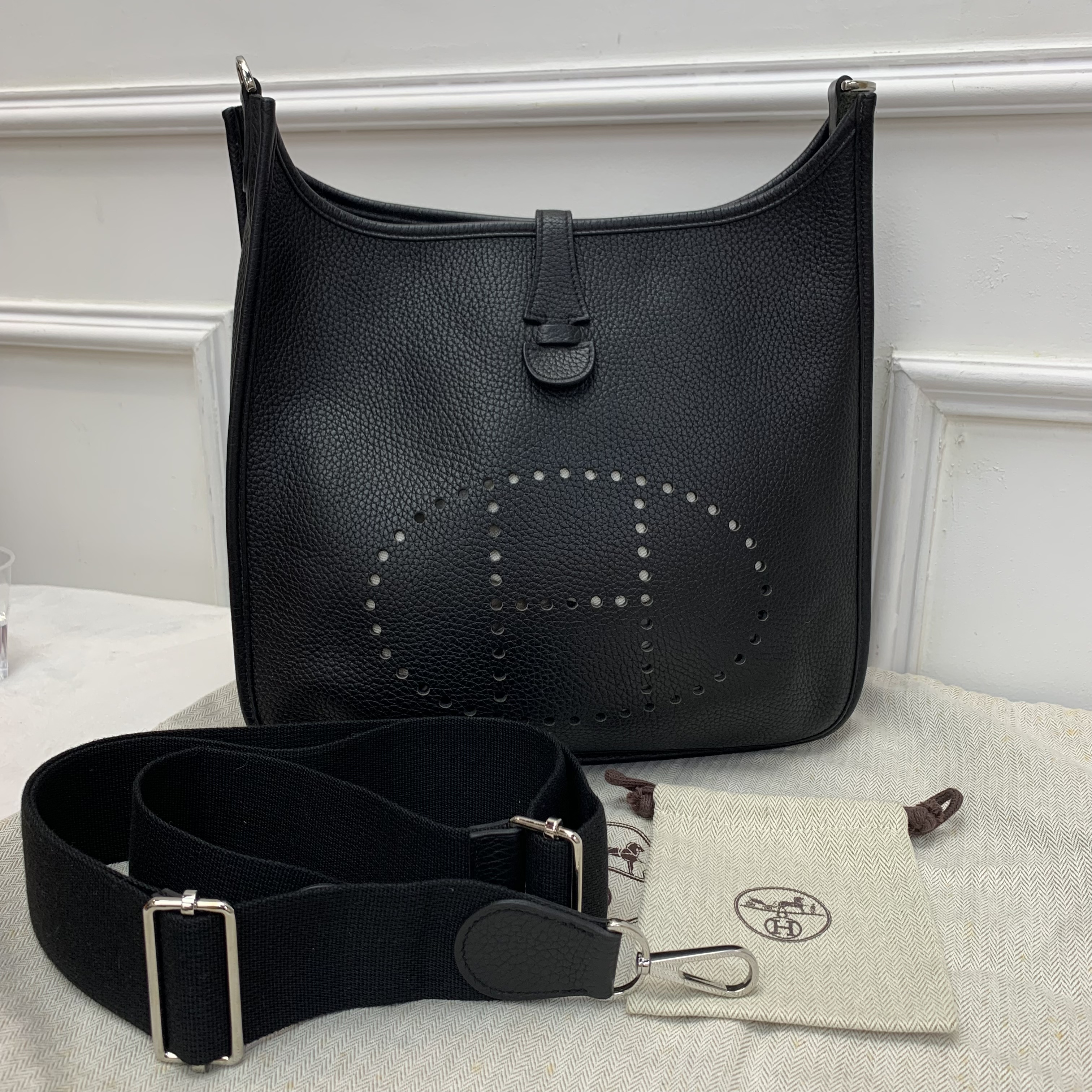 Hermes Evelyne29 熱門百搭顏色黑色