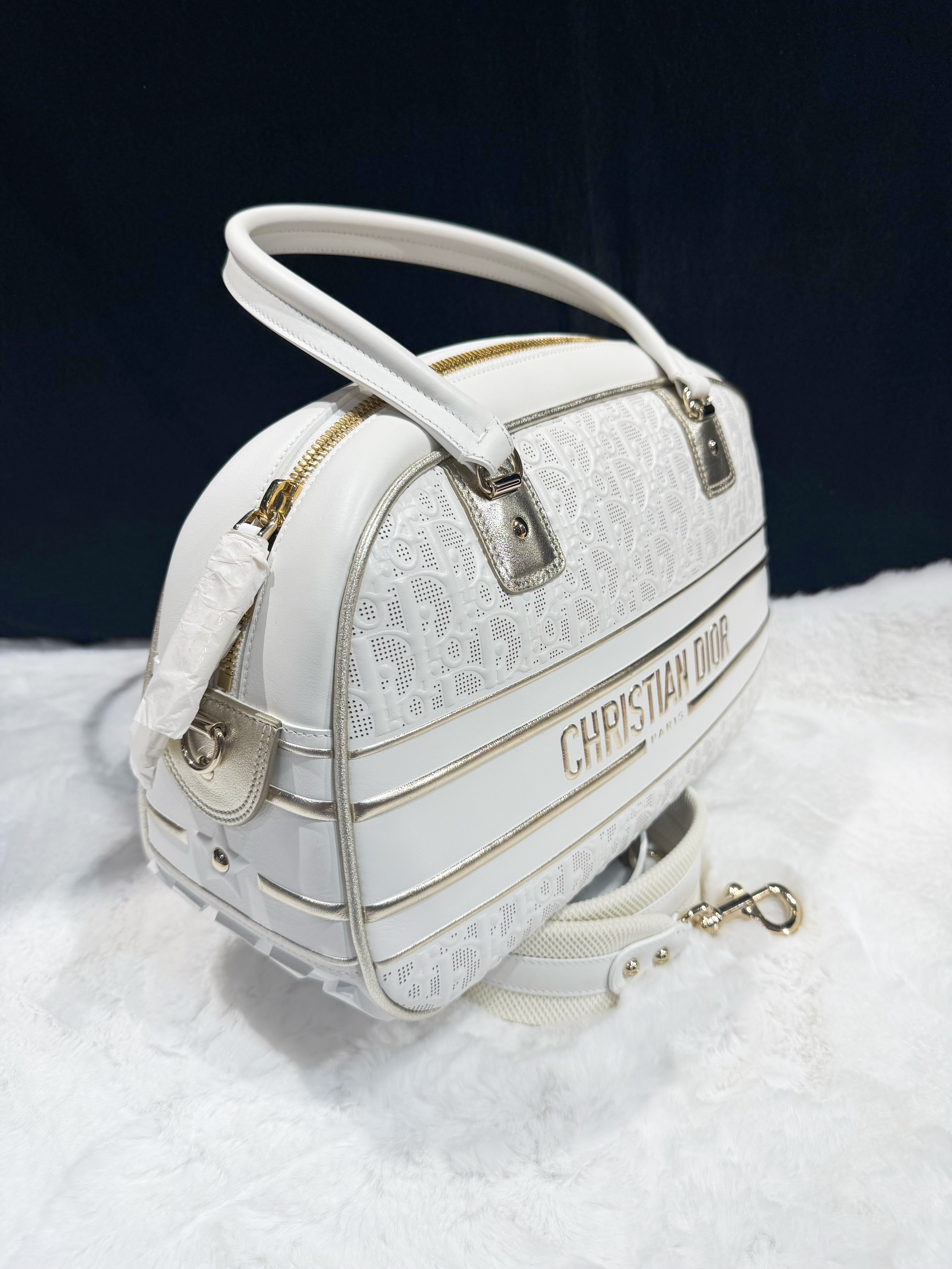 Dior Vibe bowling bag white/g