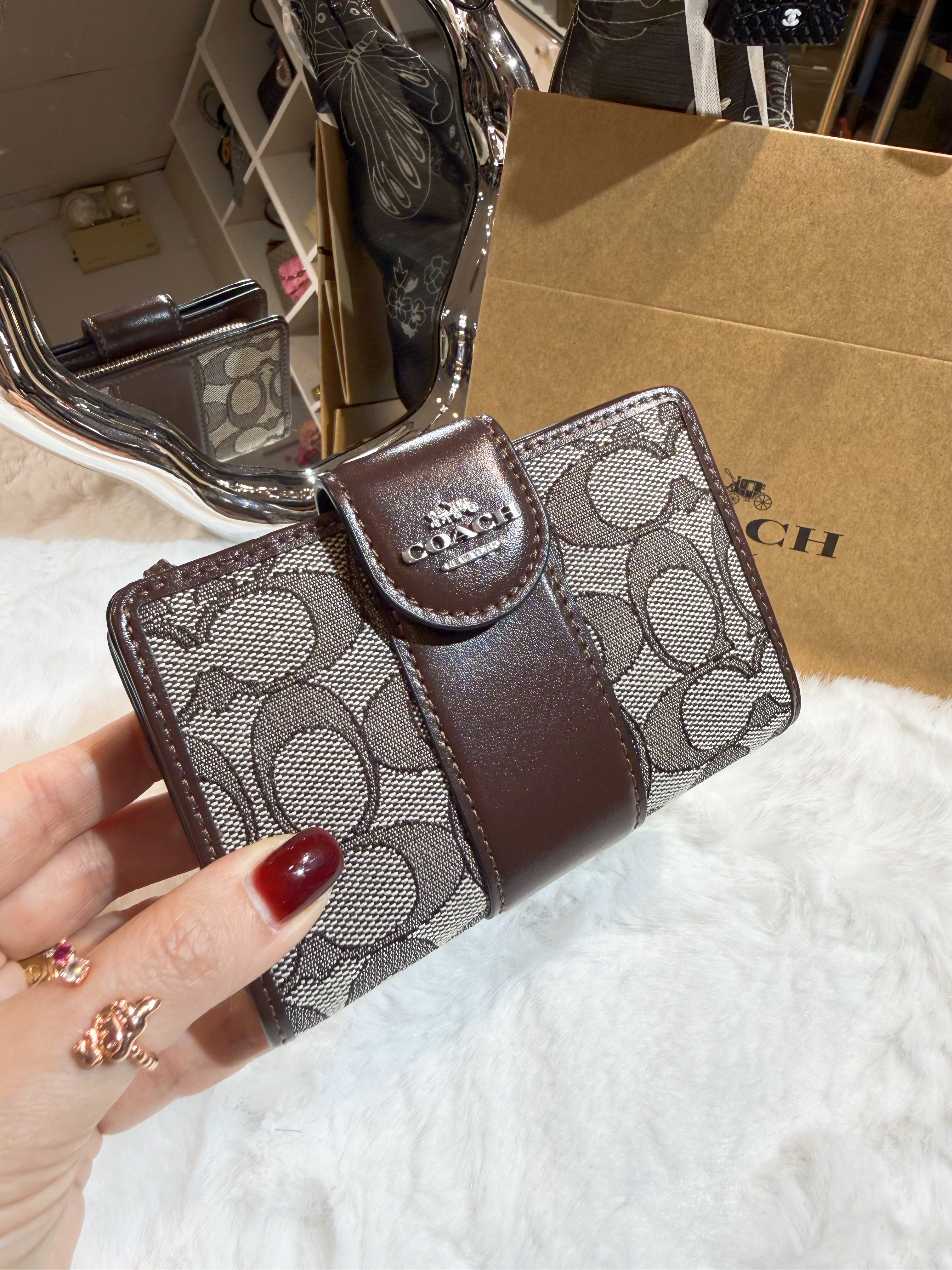 Coach medium wallet canvas/brown/m