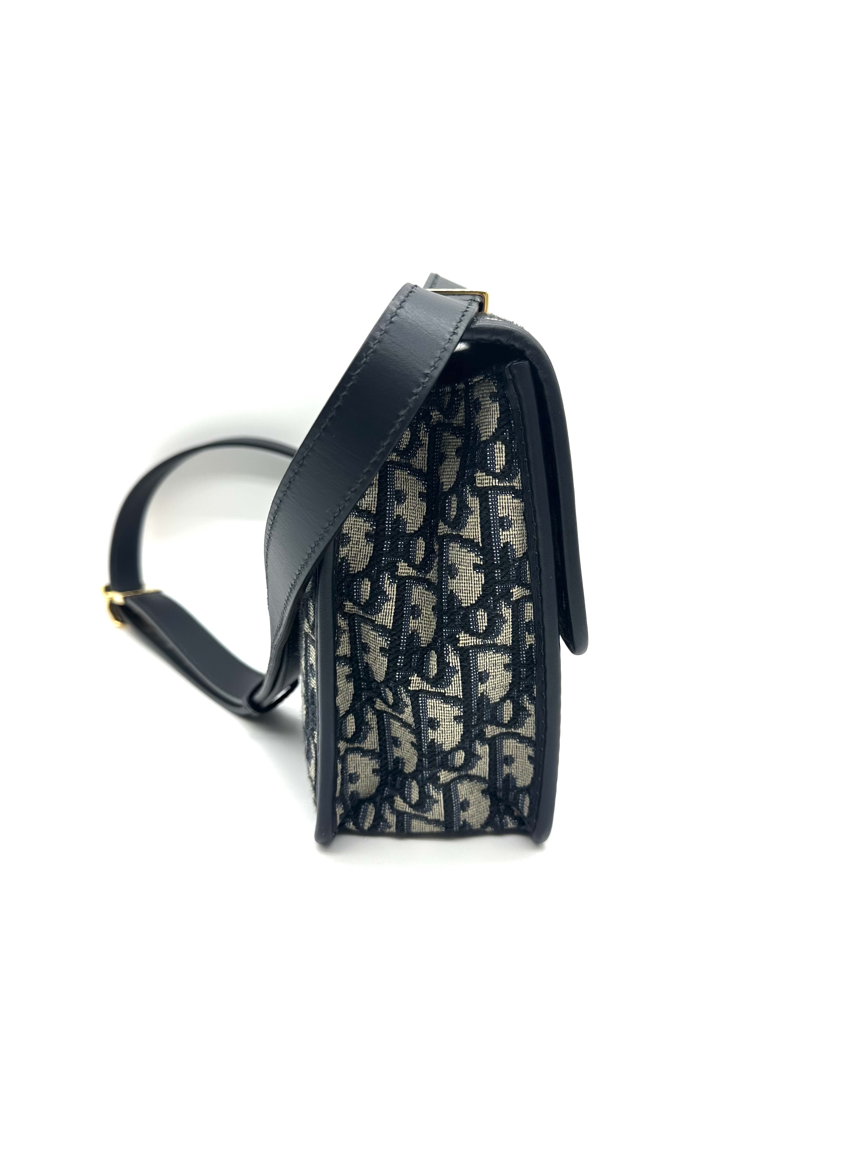 Pre owned-Christian Dior Montaigne bag/ Product Code: 26031803