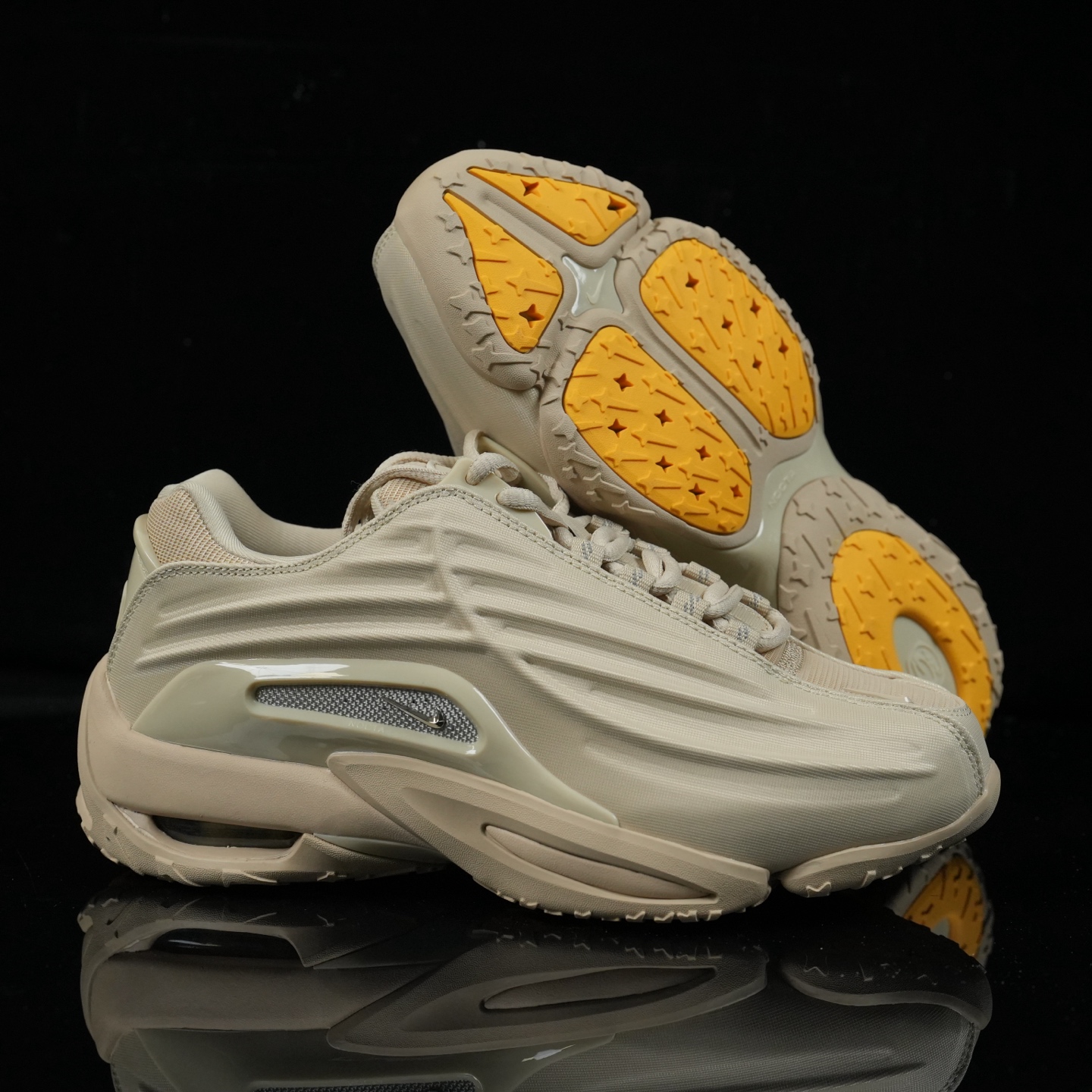 NOCTA x Nike Hot Step 2 DZ7293-200