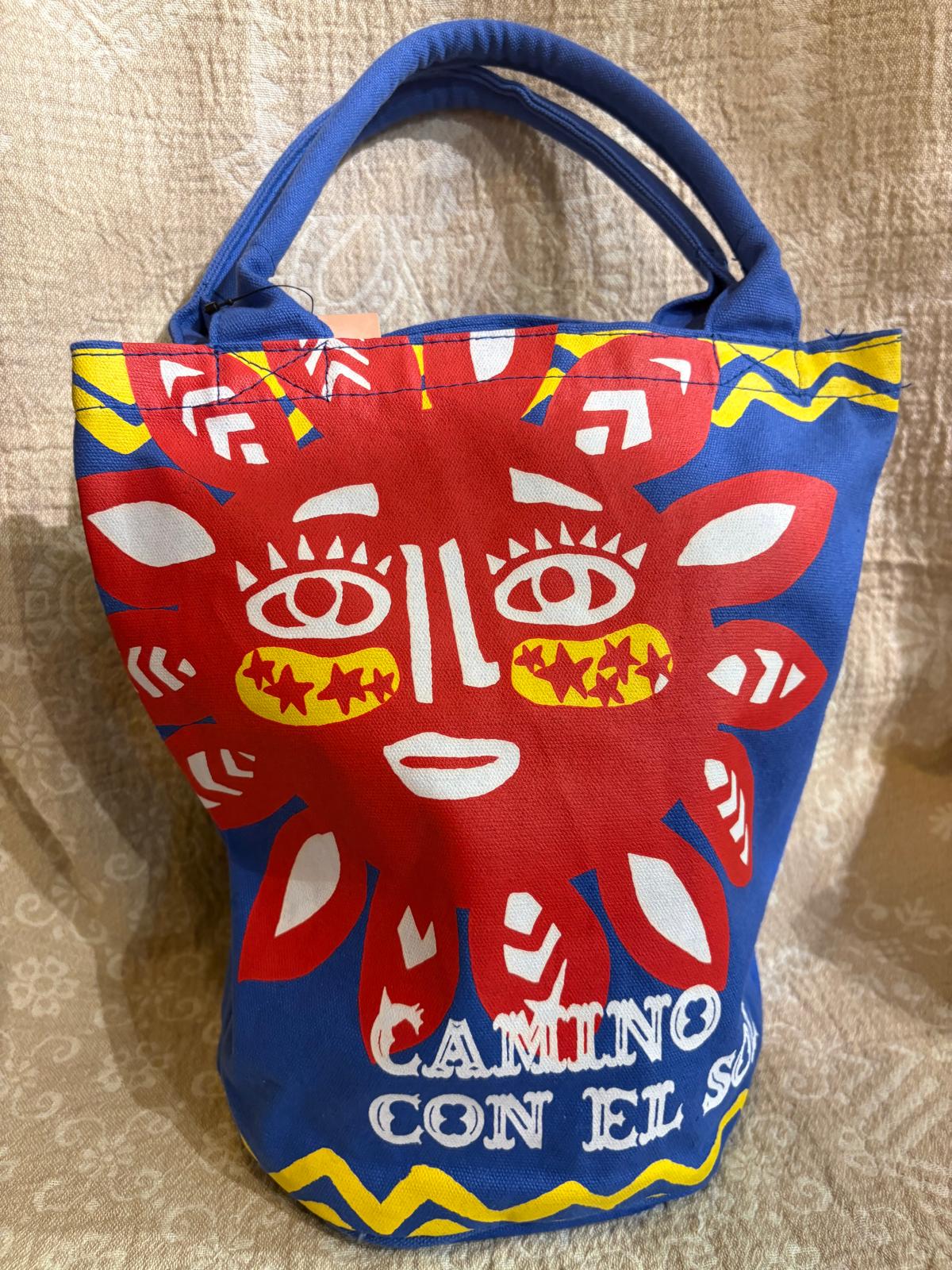 日本牌子Amina - 藍色底紅色太陽印花手提水桶包