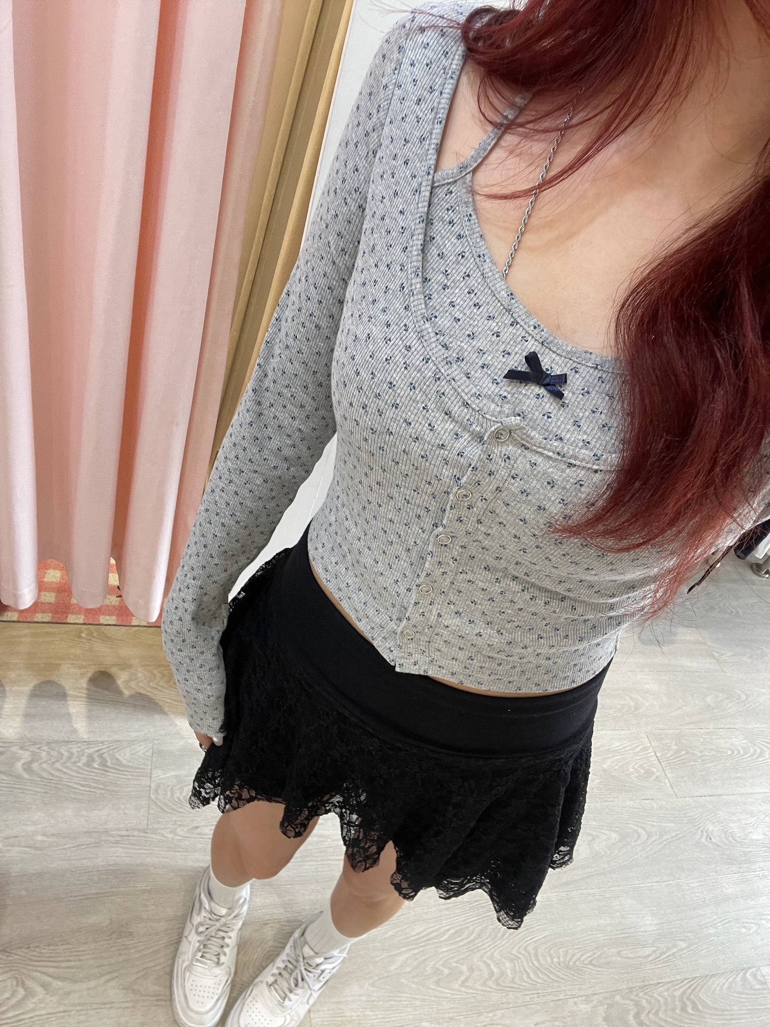 已售罄❌韓國碎花背心+蝴蝶結扣鈕外撘