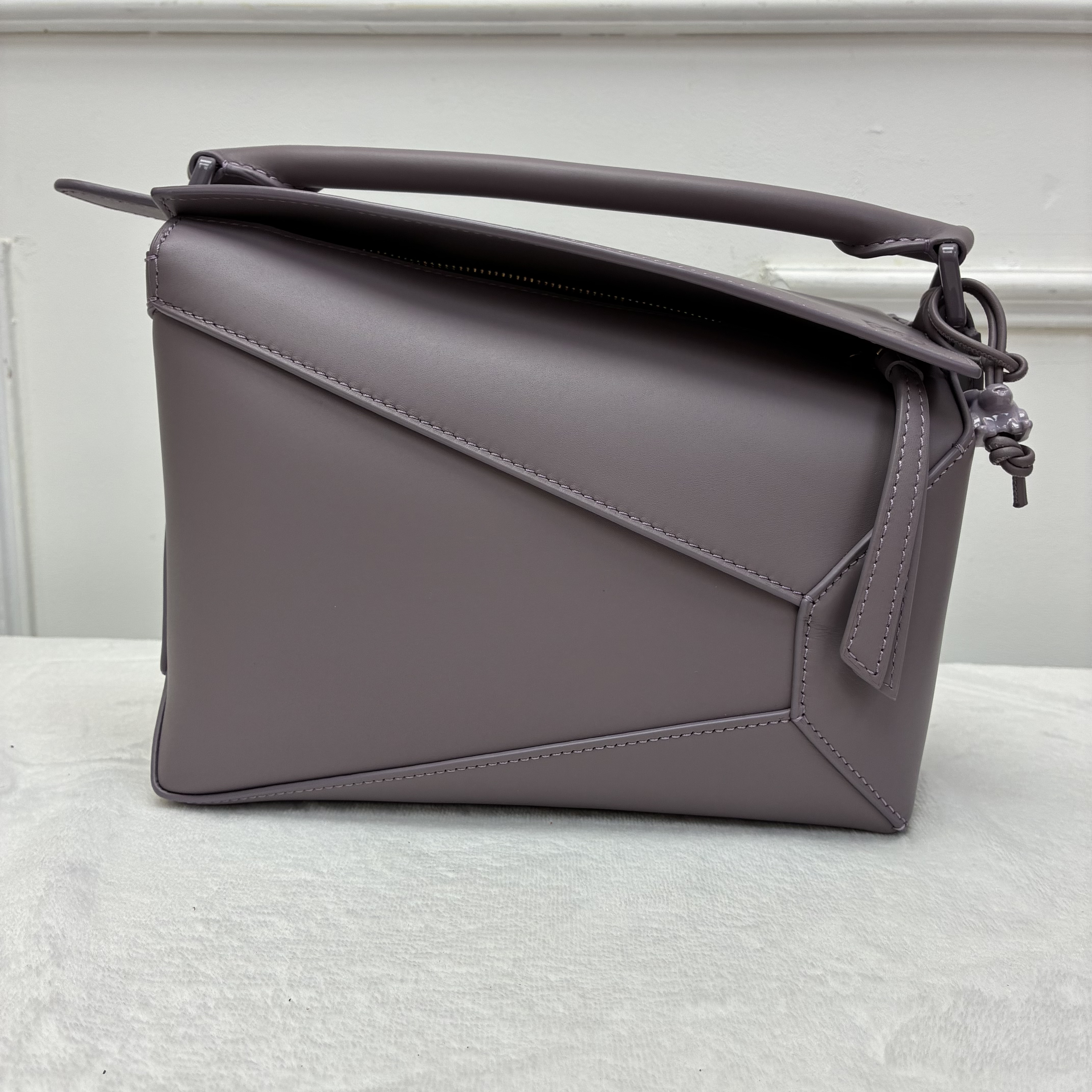 Full set loewe small puzzle 配紫色兔子（兔子吊飾原價6900）