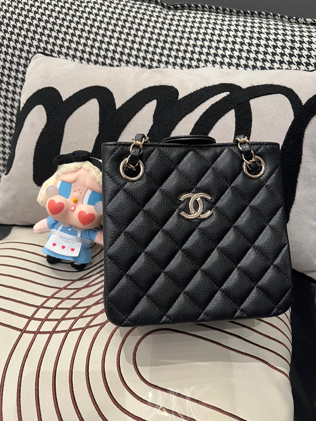 全新 Chanel mini bucket bag黑色荔枝牛皮金扣 100%Authentic ,全新貨品 ✅收據副本✅晶片✅塵袋✅box