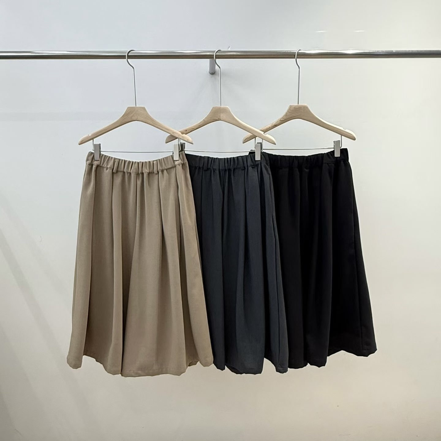 RE OS 間約靚版裙褲