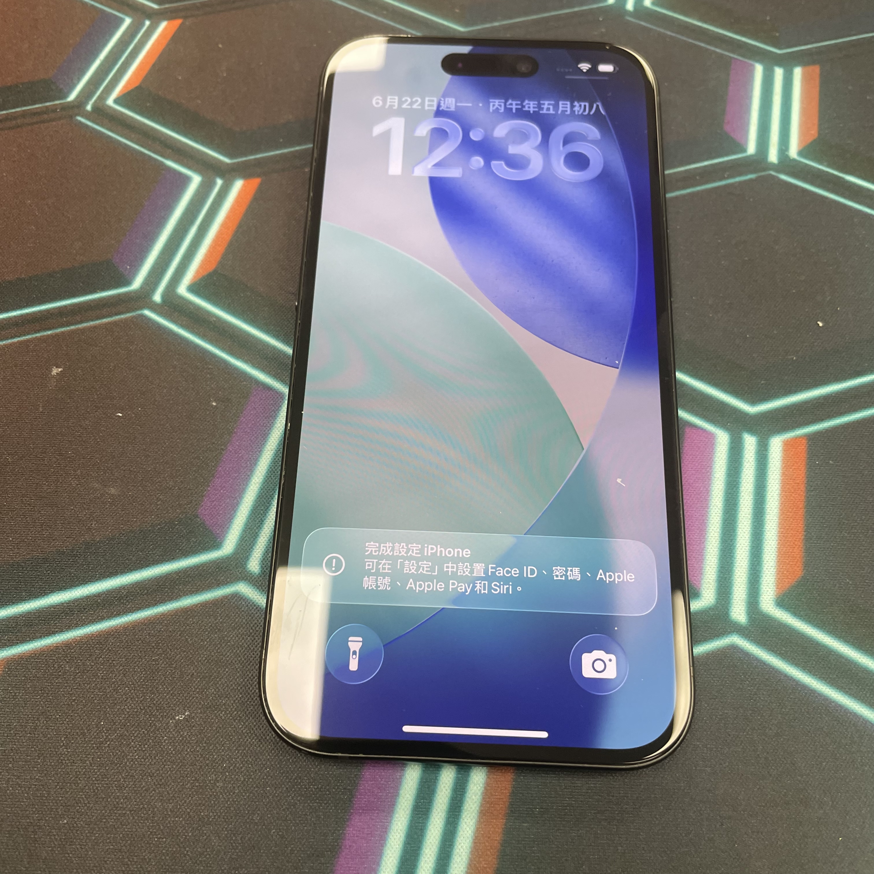 *6806 15 靚機 128GB 電86 黑色 black