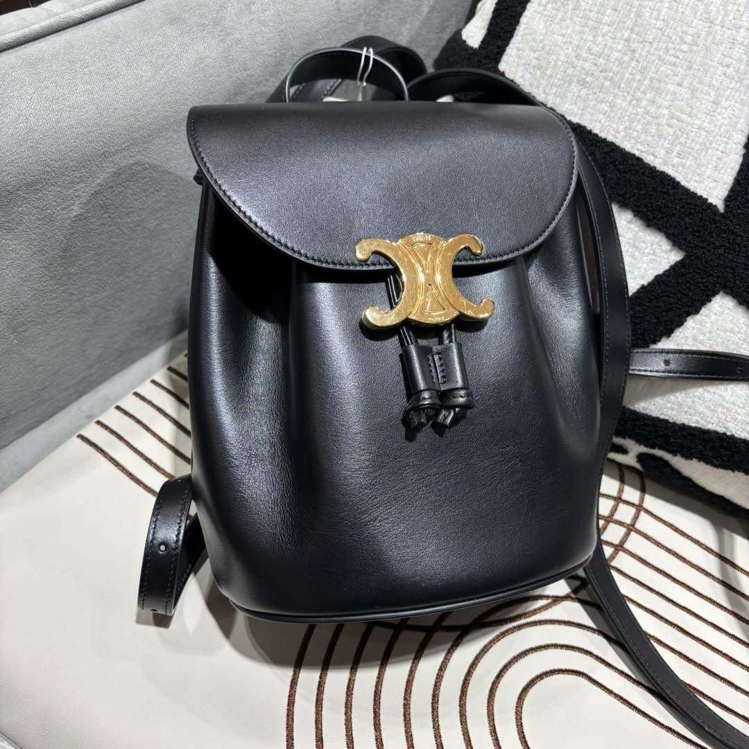 Celine Bonnie Backpack 黑色金扣 100%Authentic, 98%New ✅Dust bag