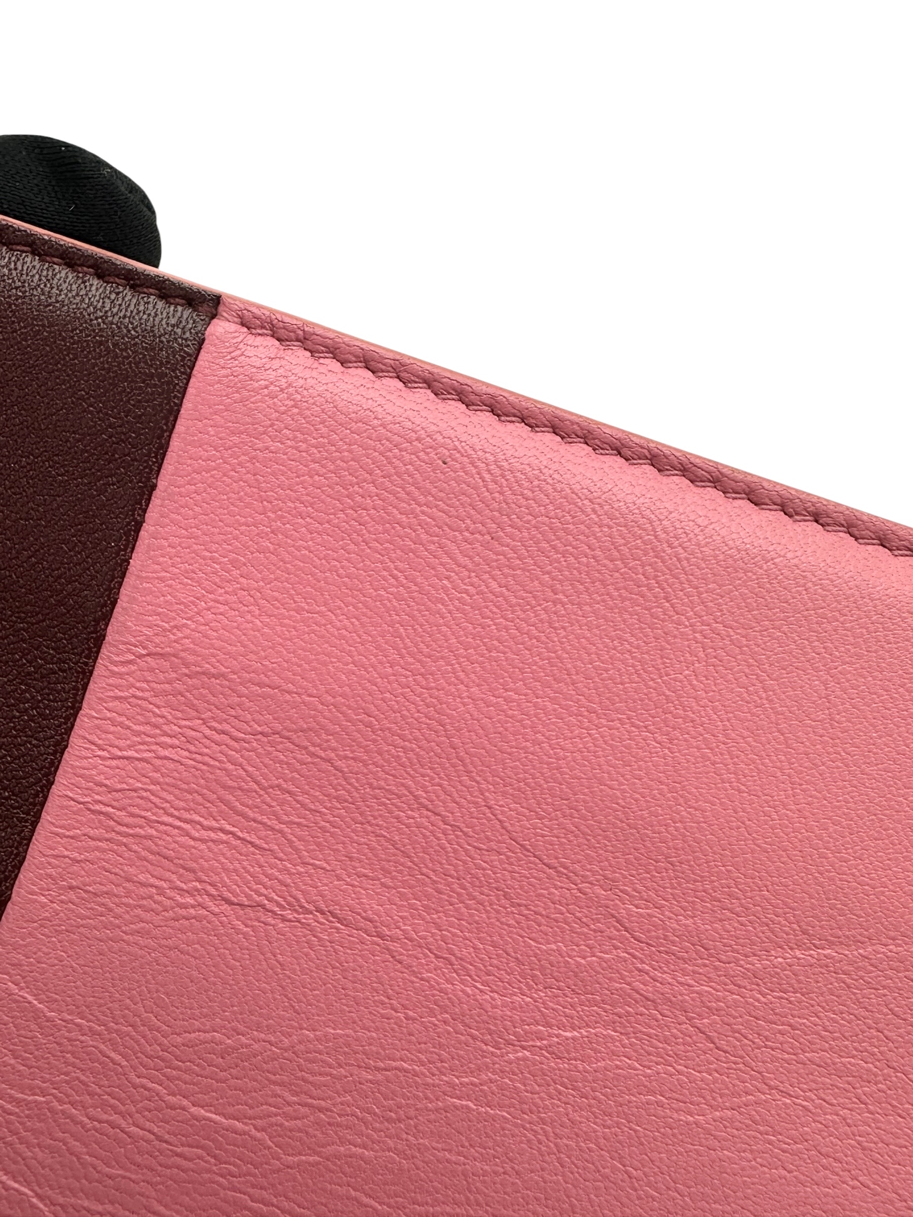 Pre-owned Celine passport holder / Product Code: 061912