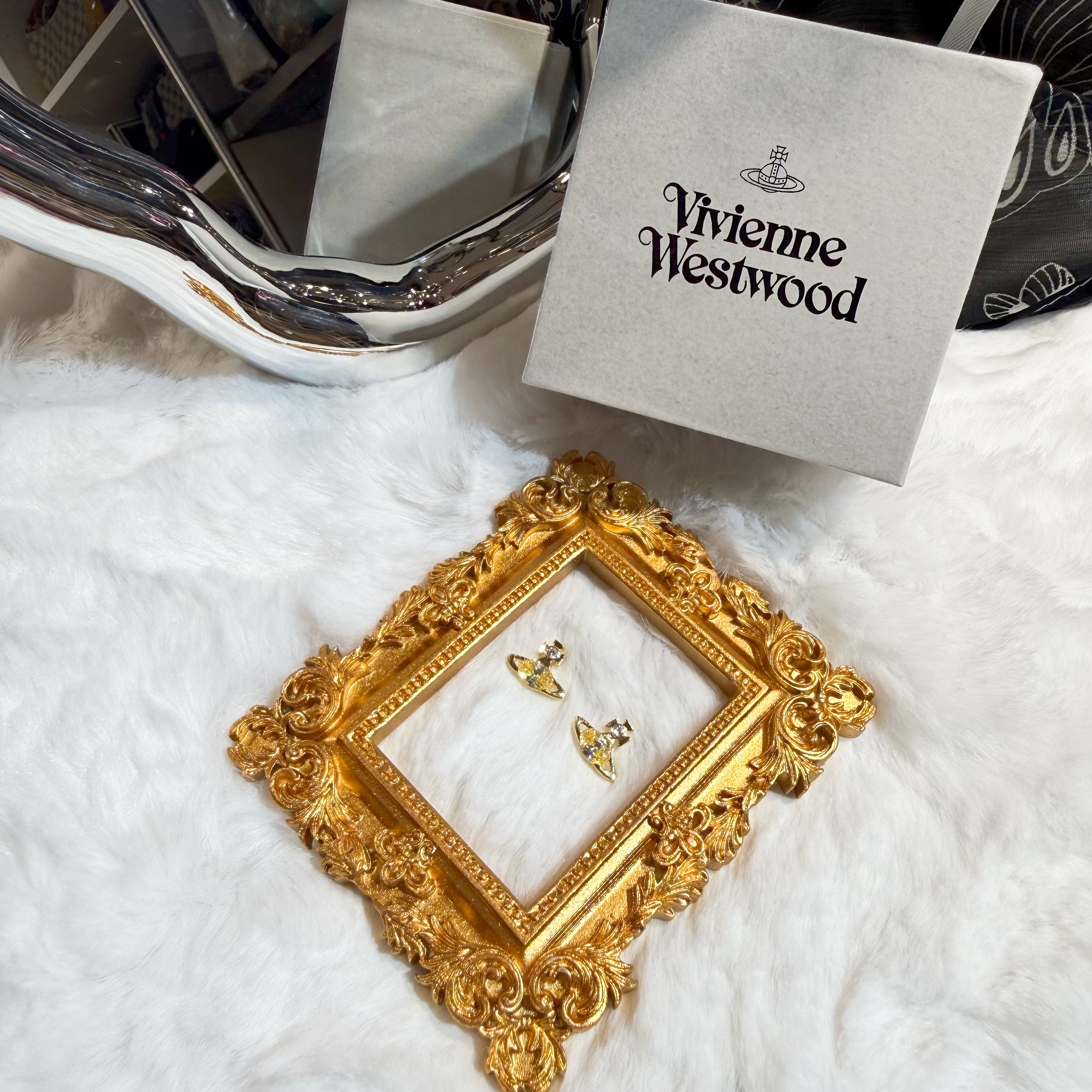 VW Allie earrings orb/yellow