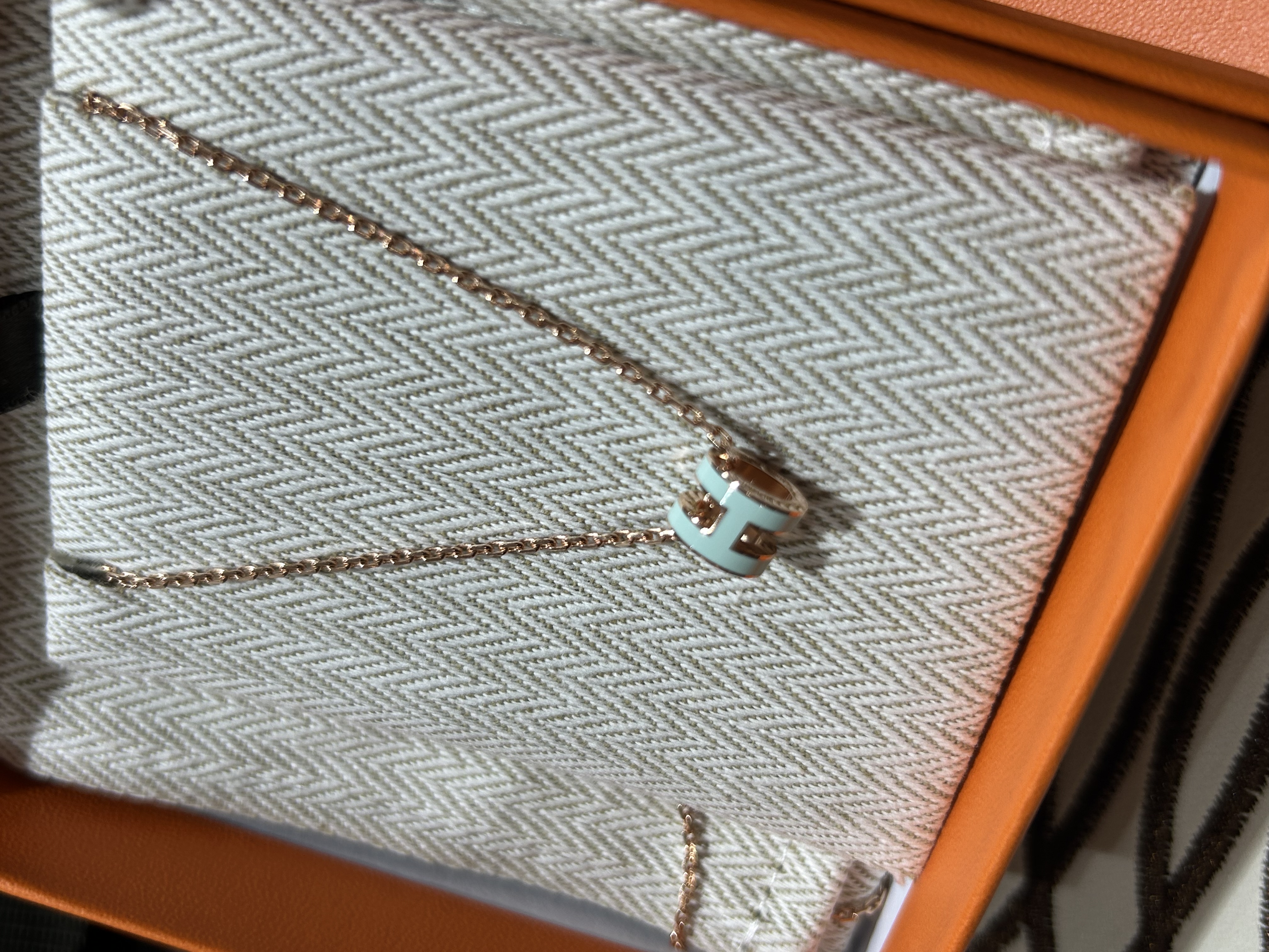 全新 Hermes mini pop h necklace mint 玫瑰金 100%Authentic, 100%New 全新貨品 ☑️26年收據☑️Dust bag☑️box