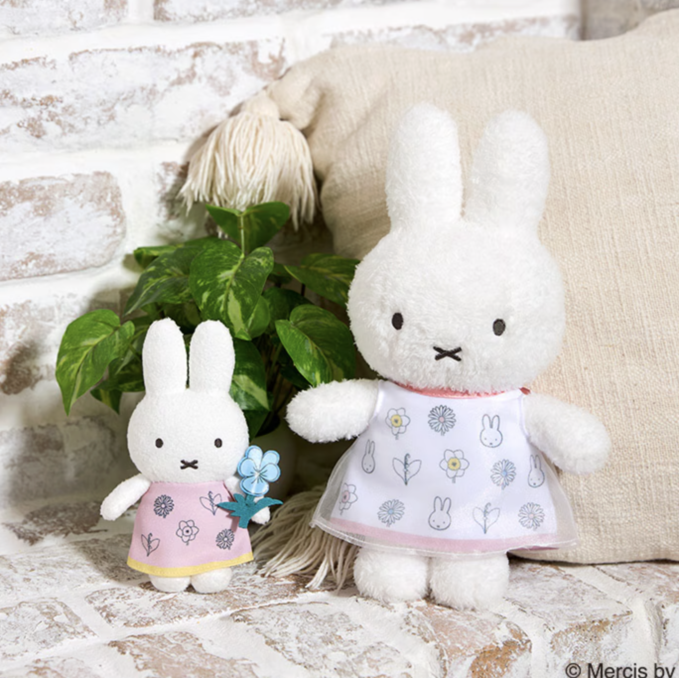 🐰Pre Order  - miffy Bloom 粉紅色裙 miffy keychain " 由於有限購, 不多接單, 滿額即止 " ( 📦 大約3月底 ~ 4月中到貨, 若遇到缺貨或其它因素貨期會延遲 ）