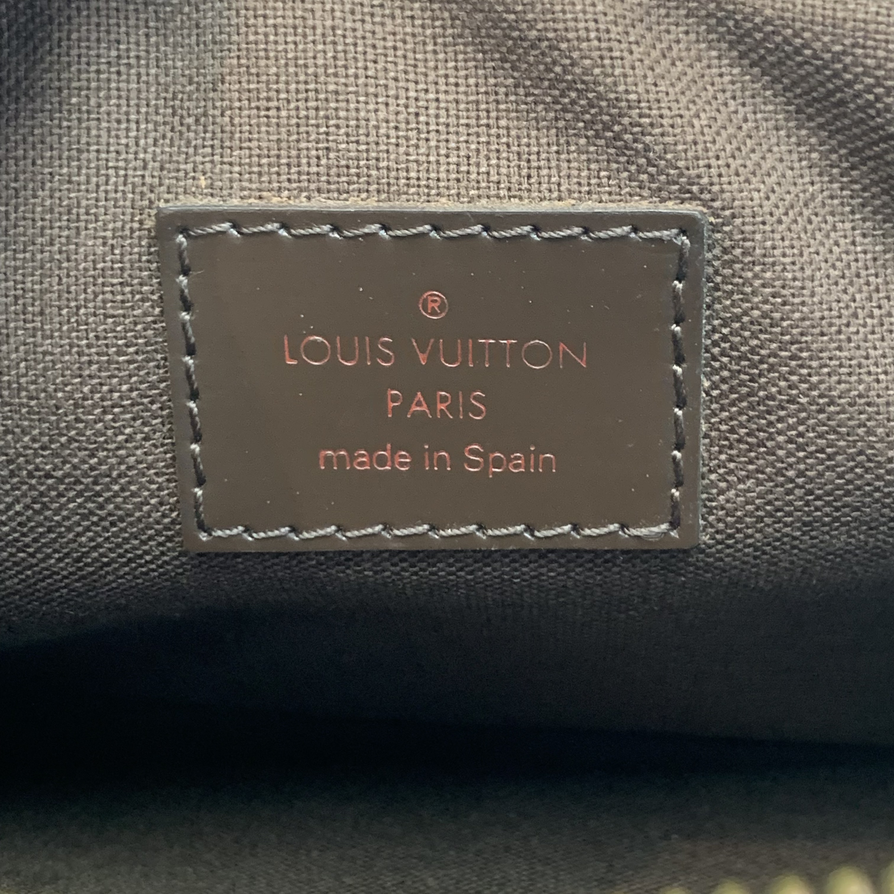LV Damier Ebene 棋盤格系列Brooklyn Bum Bag