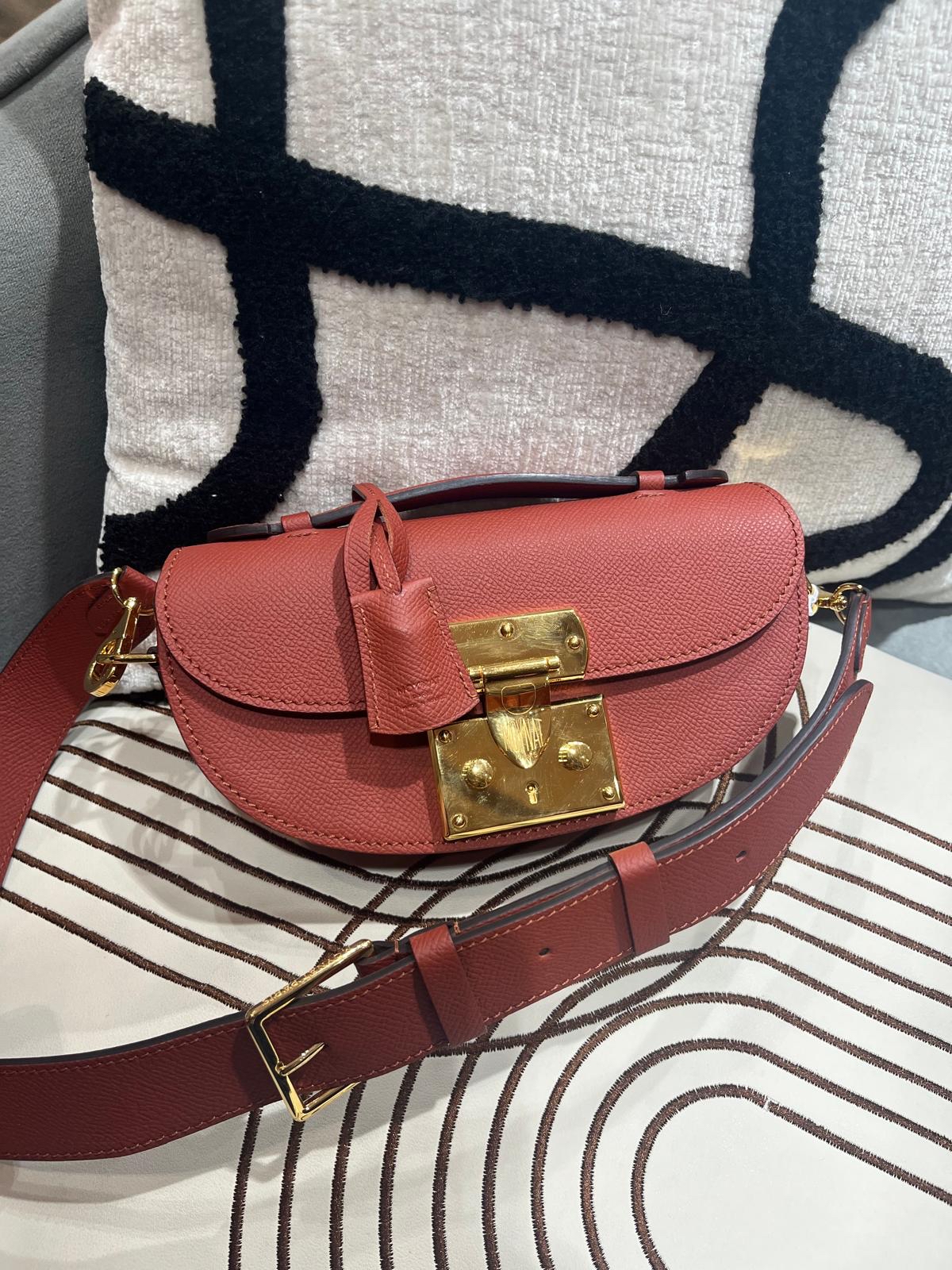 MOYNAT Flori  小牛皮手提兩用馬鞍包.紅棕,100%Authentic, 98%New