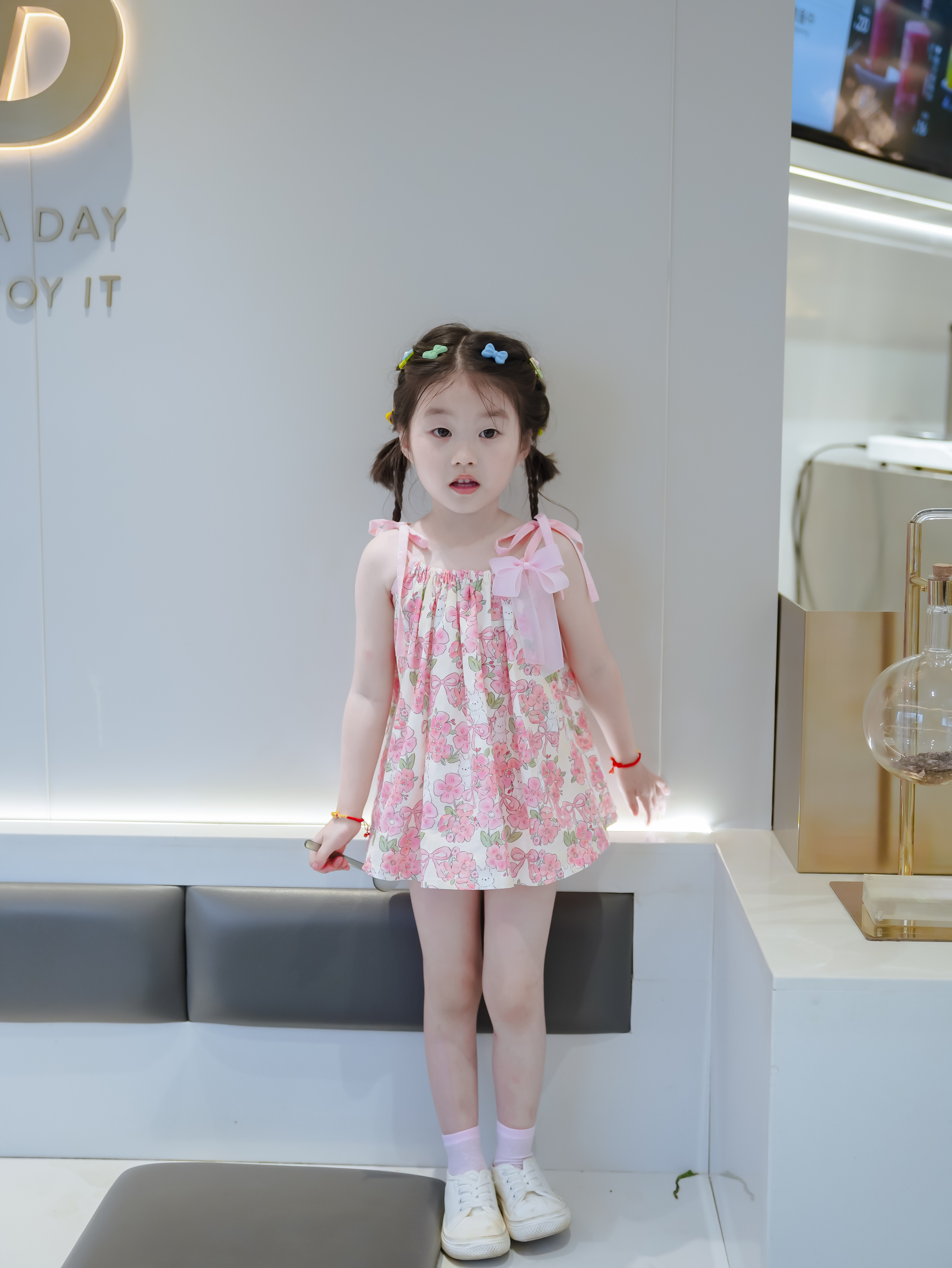 T10 花间小兔